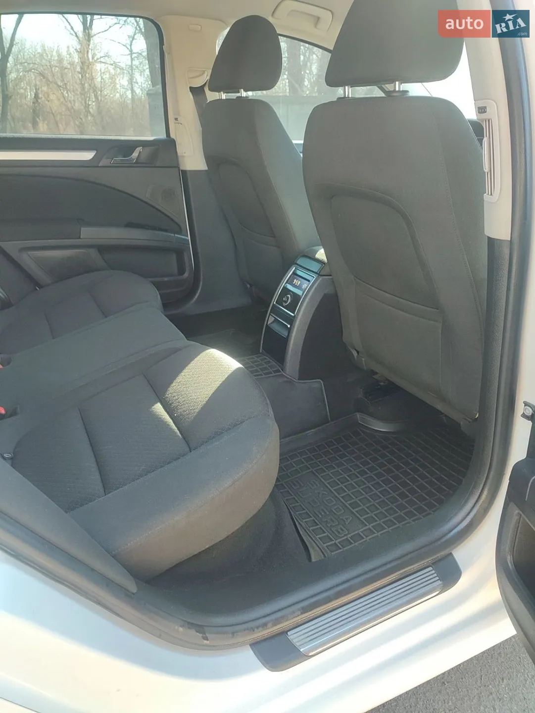 2014 Skoda Superb - мініатюра 12