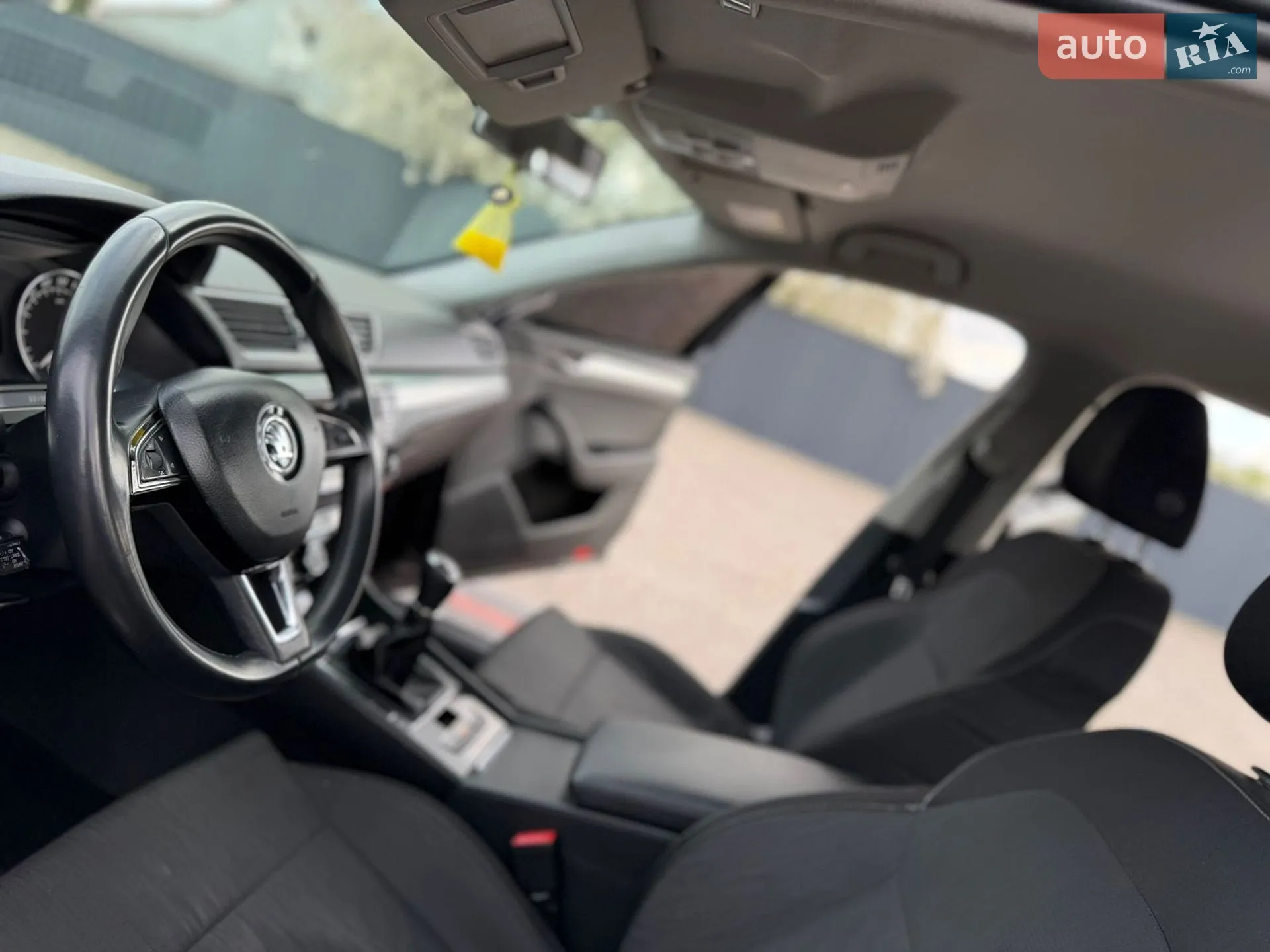 2015 Skoda Superb - мініатюра 14