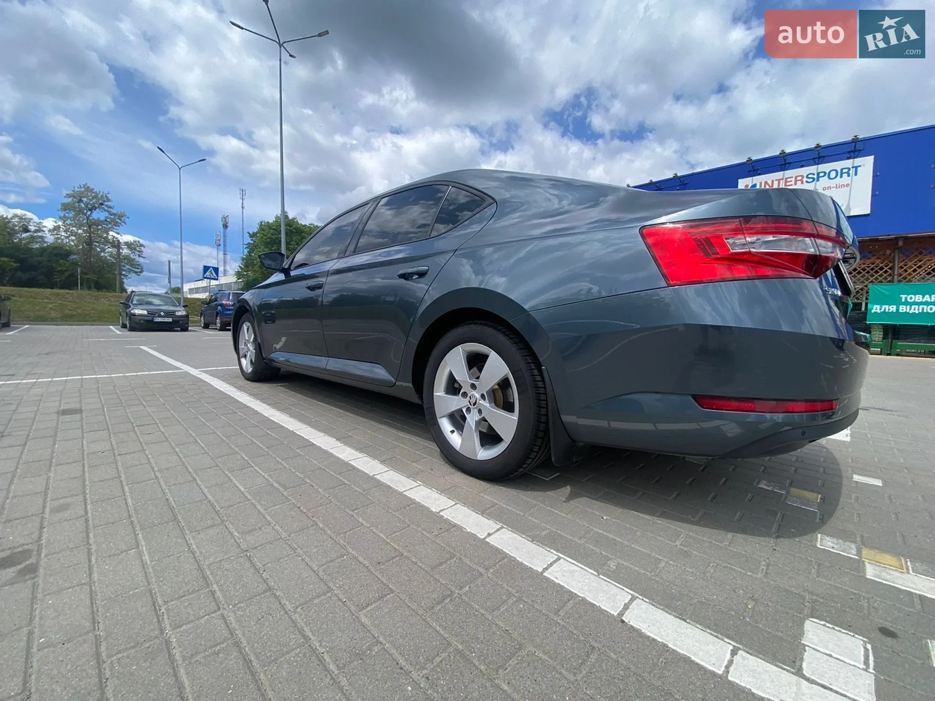 2016 Skoda Superb - мініатюра 3