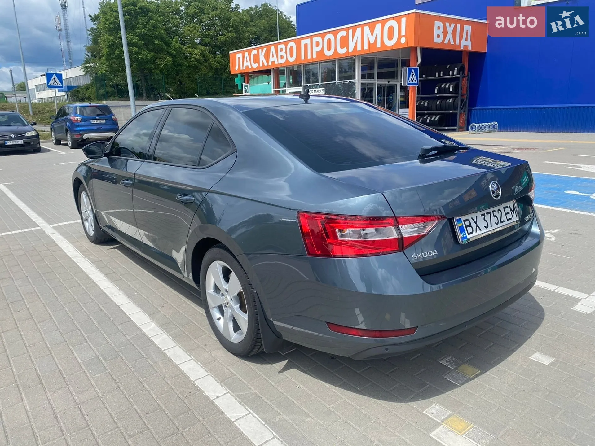2016 Skoda Superb - мініатюра 8