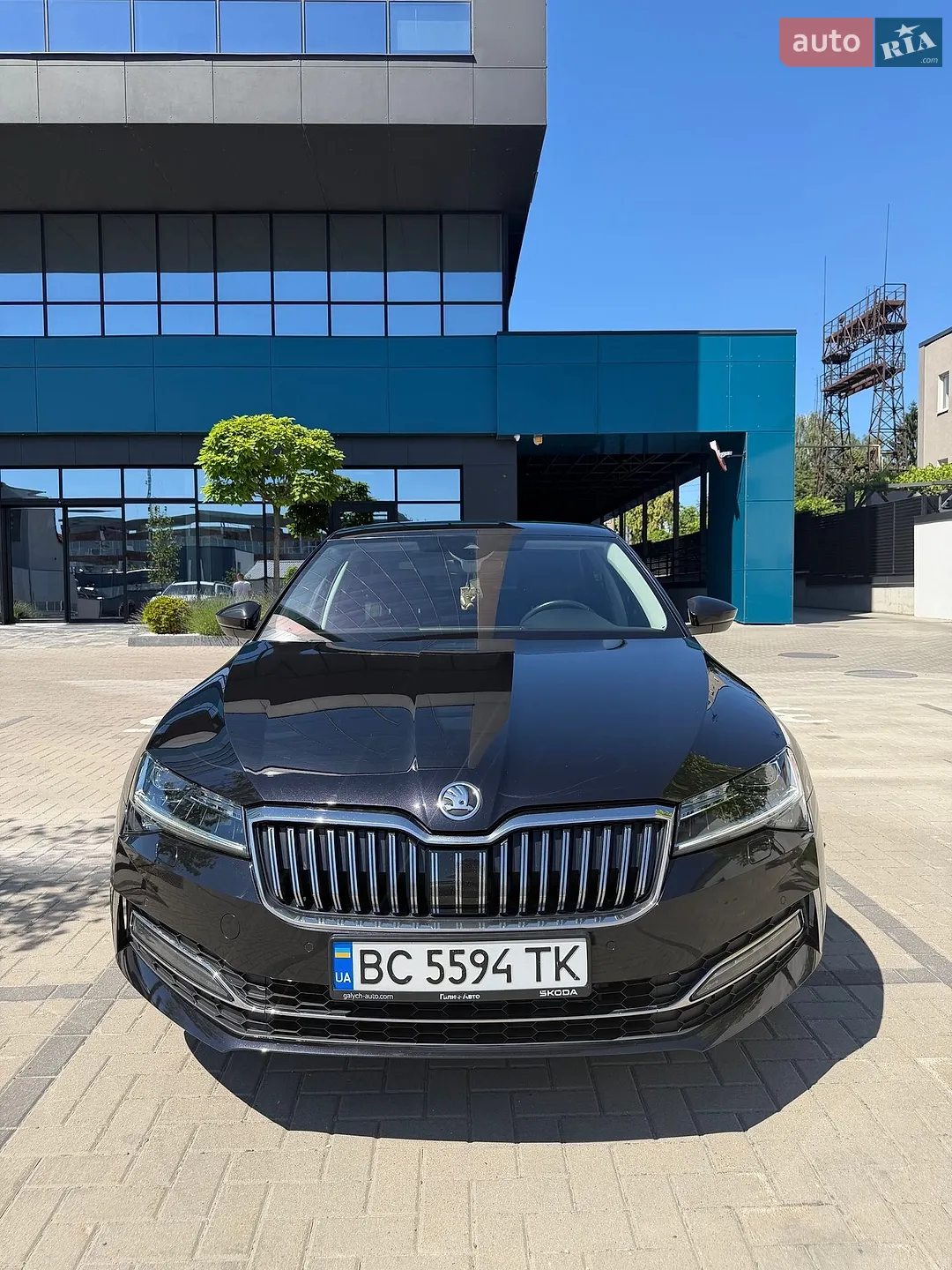 2019 Skoda Superb - мініатюра 2