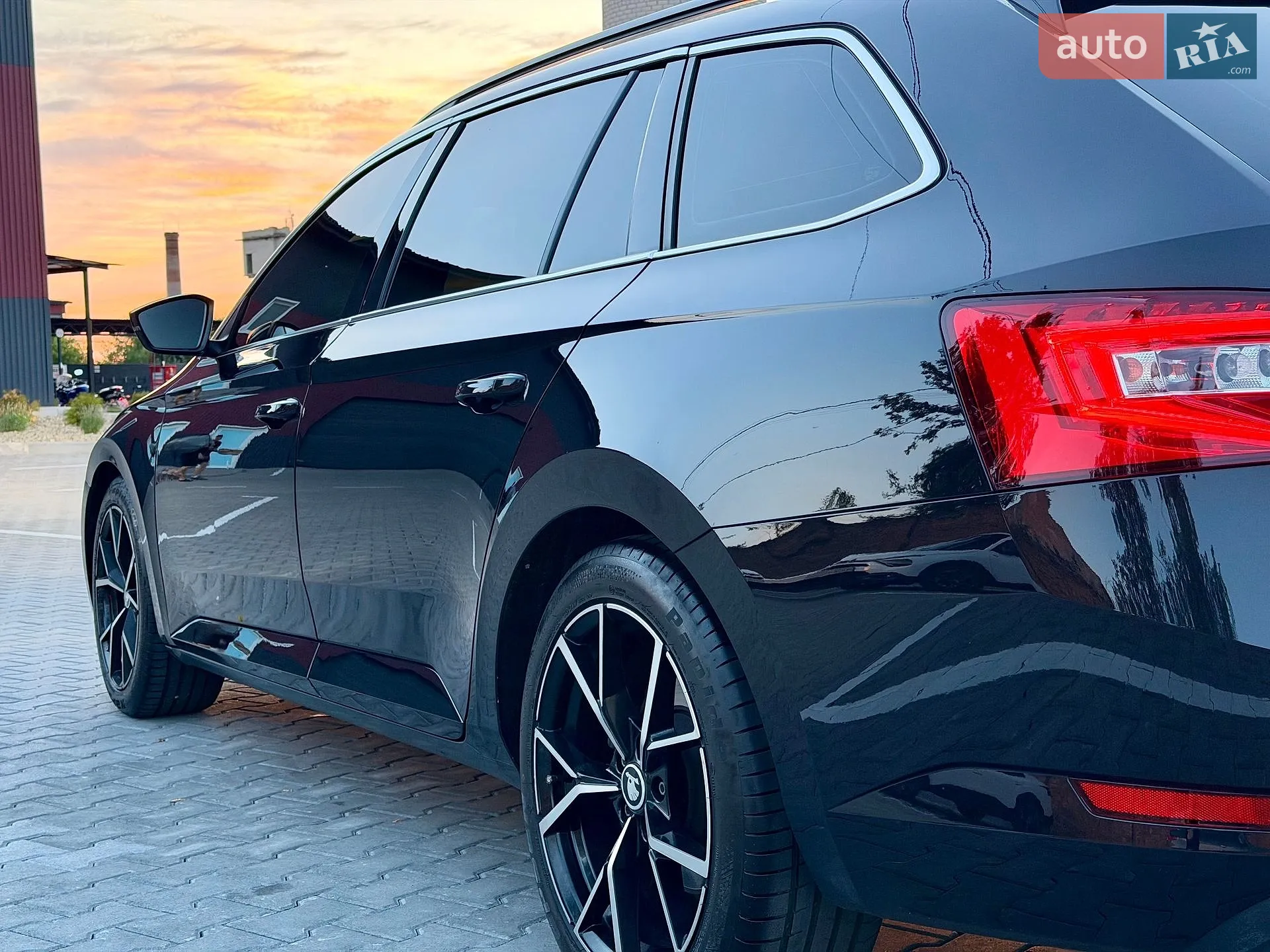 2015 Skoda Superb - мініатюра 16