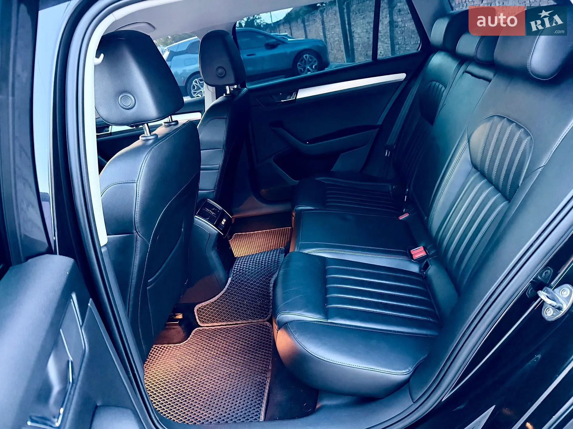2015 Skoda Superb - мініатюра 24