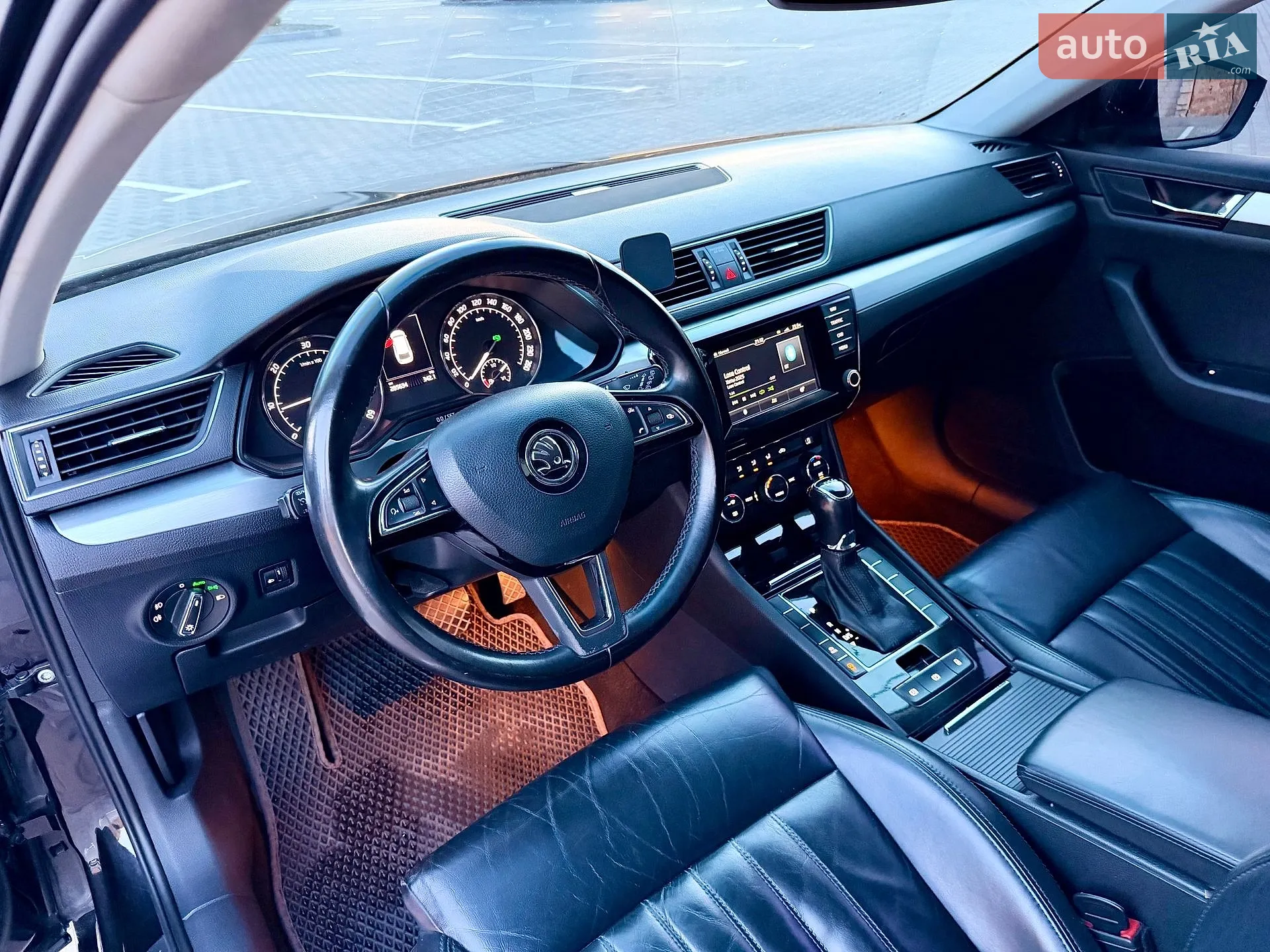 2015 Skoda Superb - мініатюра 23