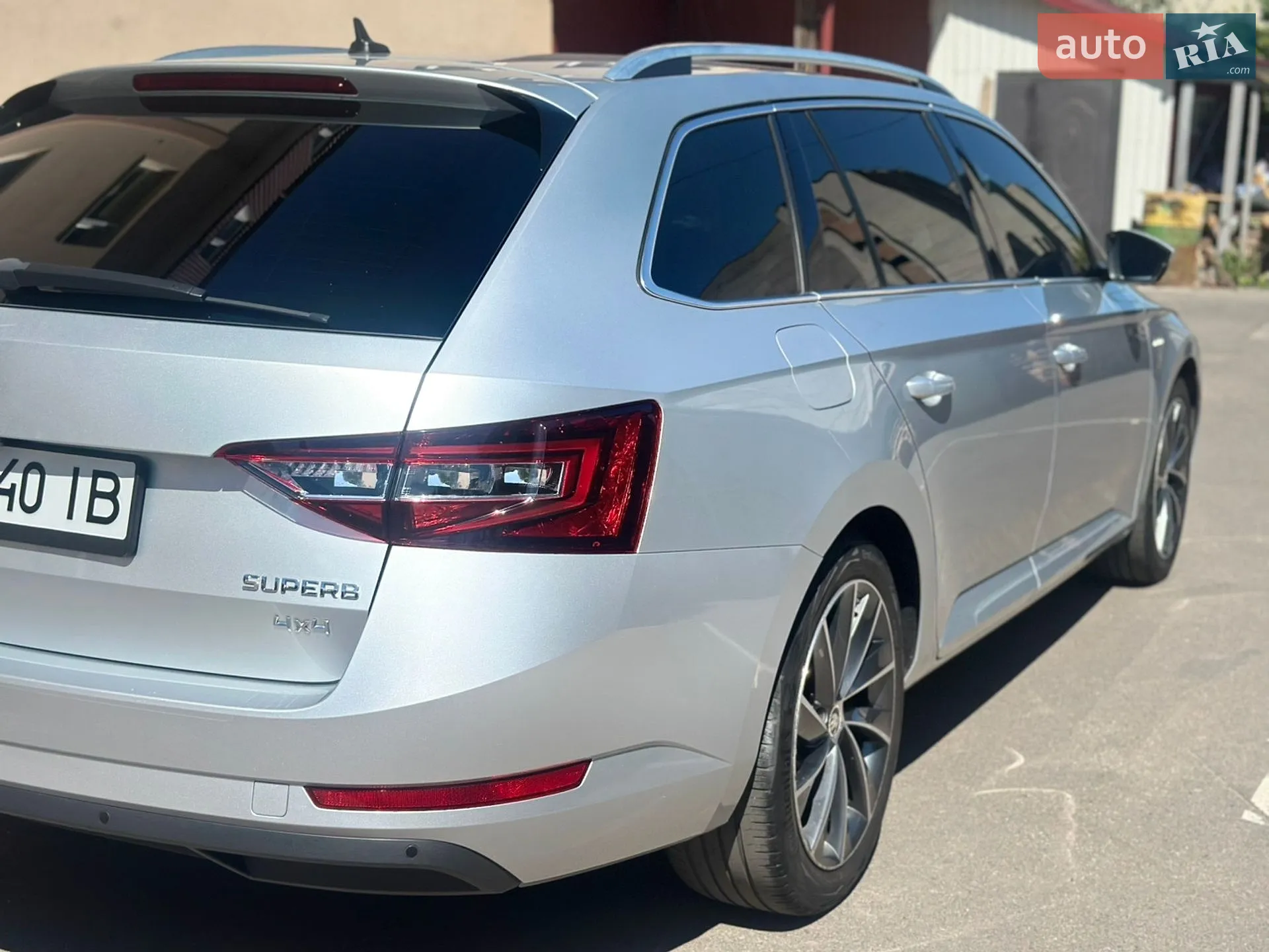 2017 Skoda Superb - мініатюра 15