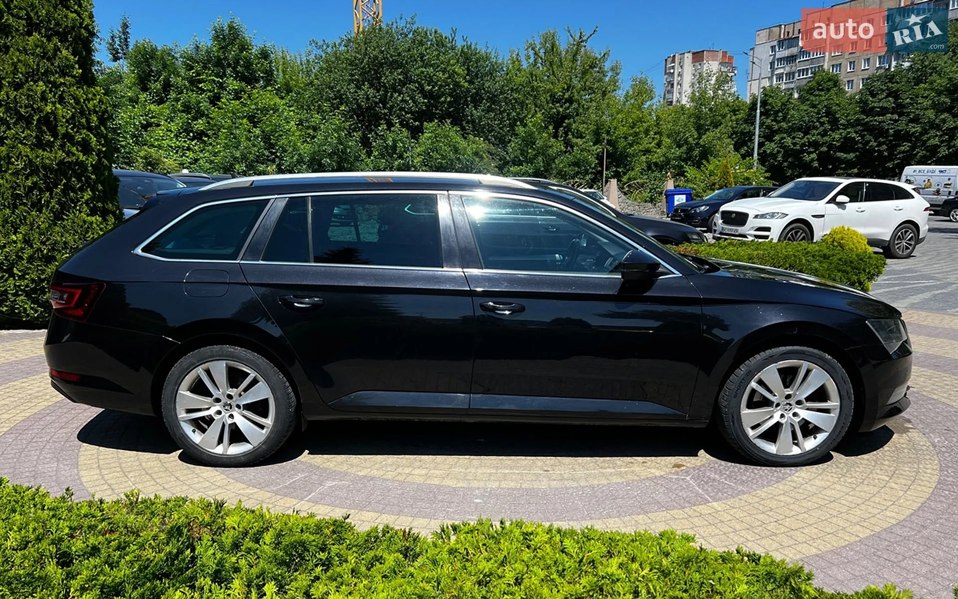 2016 Skoda Superb - мініатюра 8