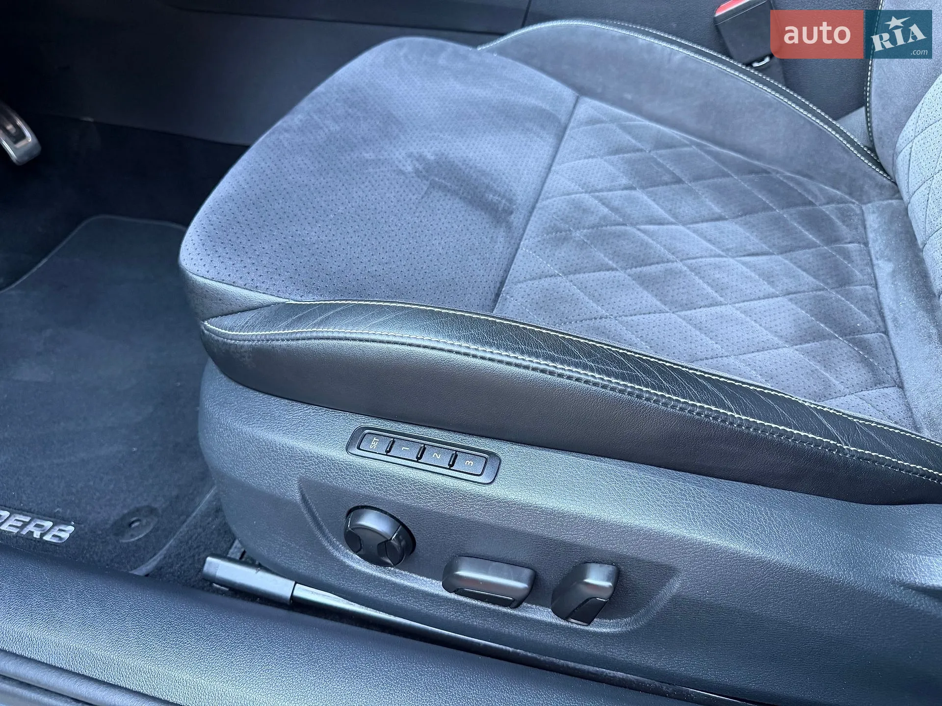 2019 Skoda Superb - мініатюра 9