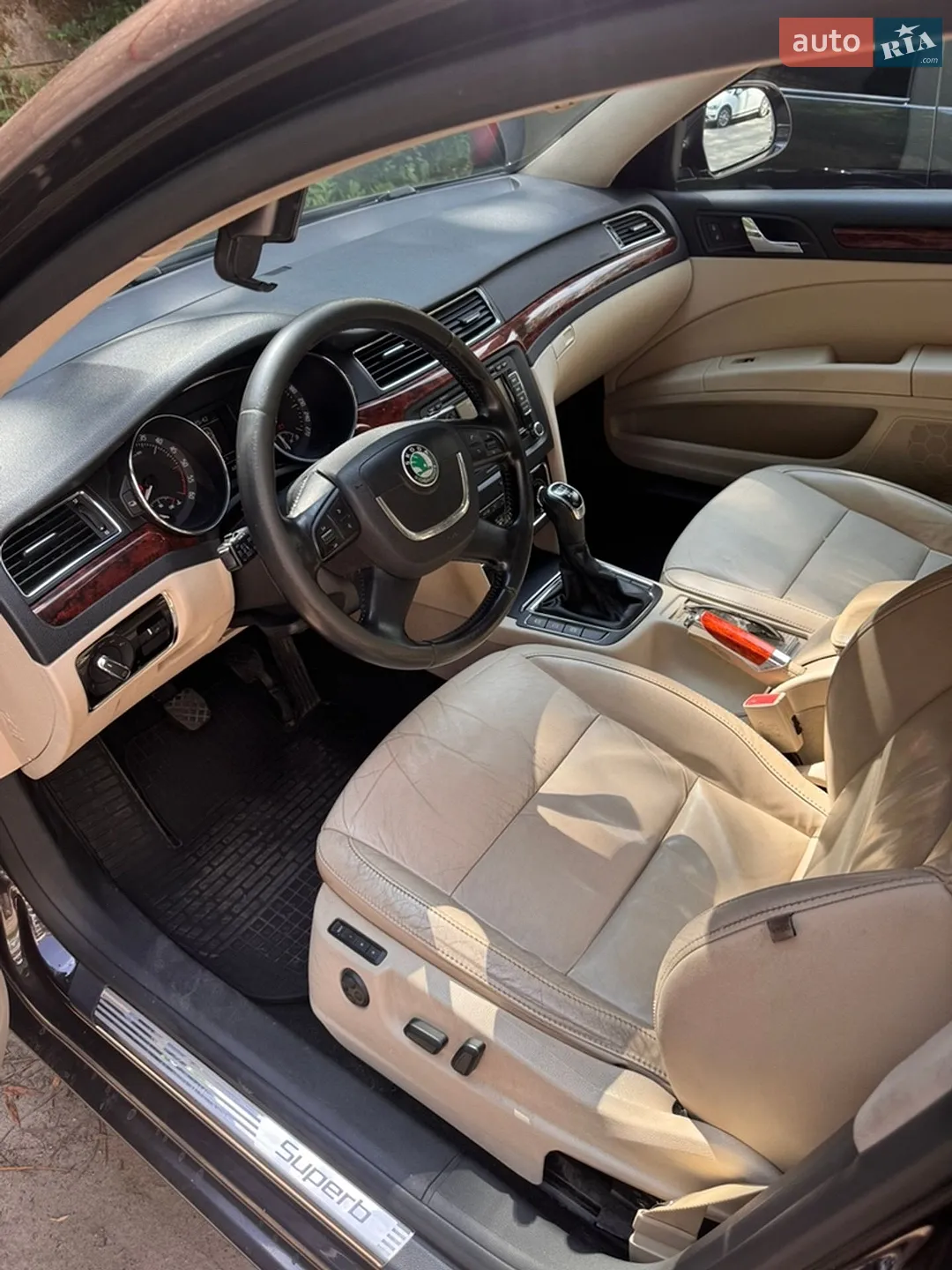 2012 Skoda Superb - мініатюра 8
