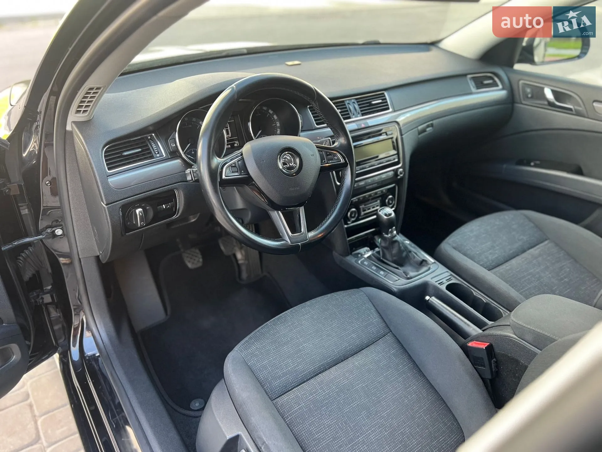 2015 Skoda Superb - мініатюра 9