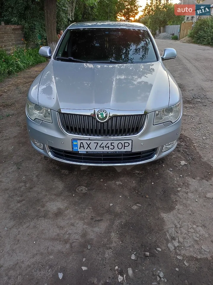 2010 Skoda Superb - мініатюра 20
