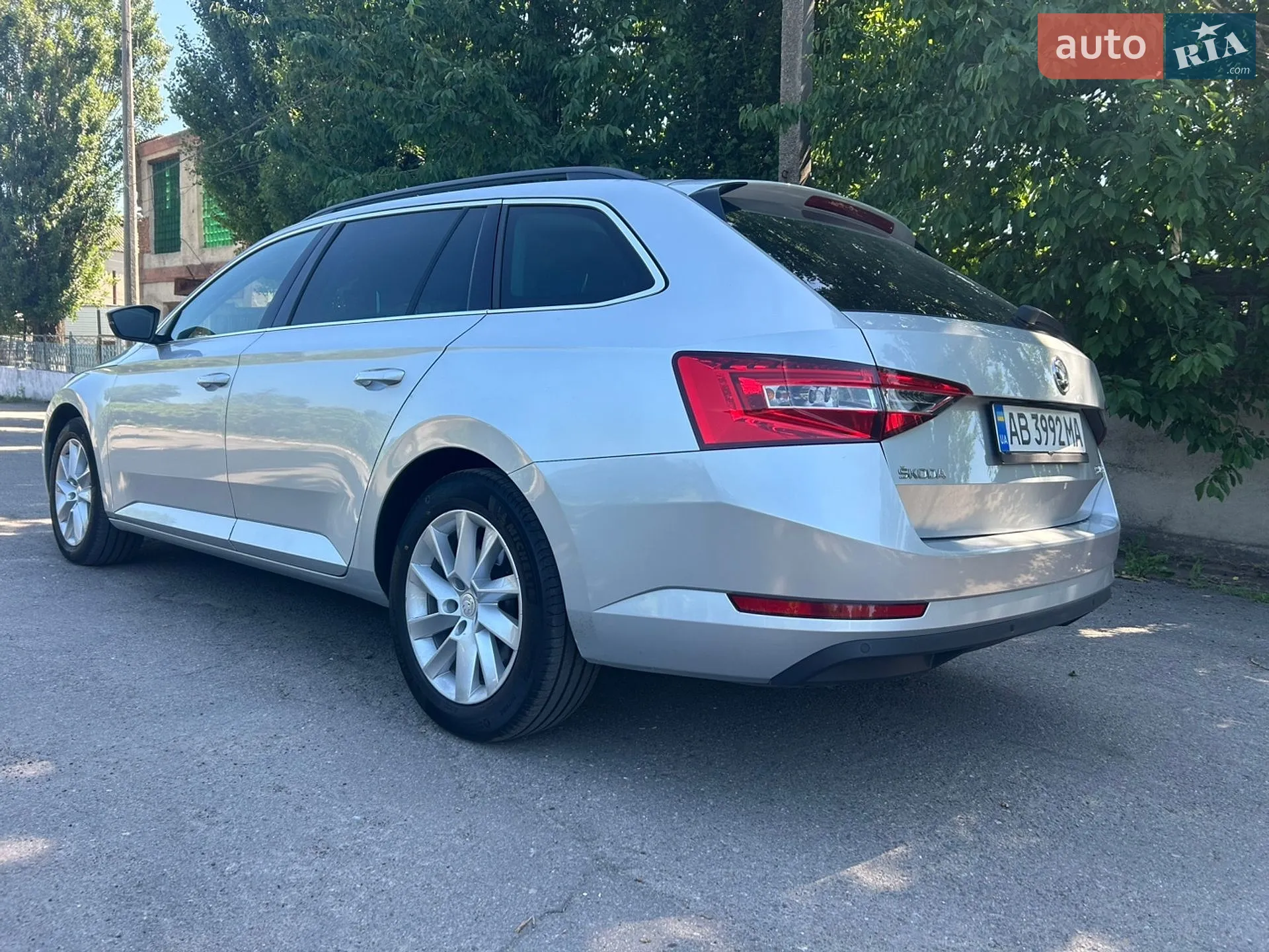 2017 Skoda Superb - мініатюра 7