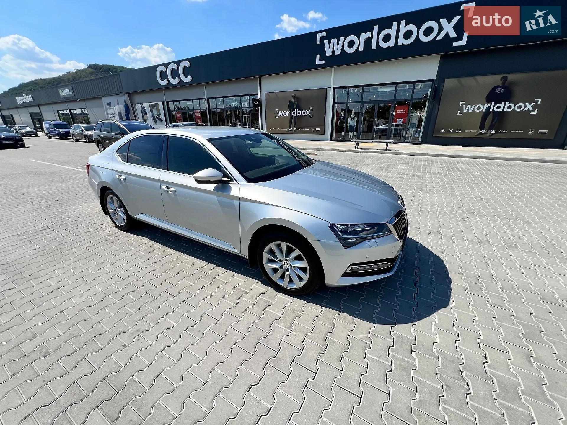 2019 Skoda Superb - мініатюра 4