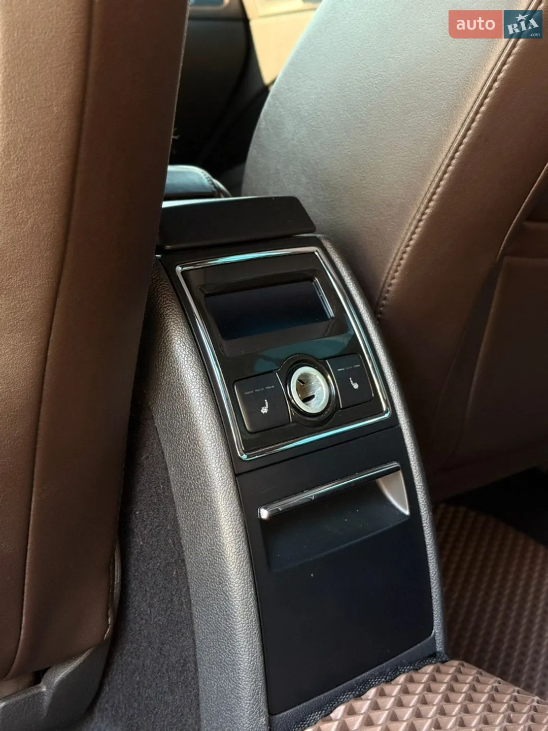 2014 Skoda Superb - мініатюра 12