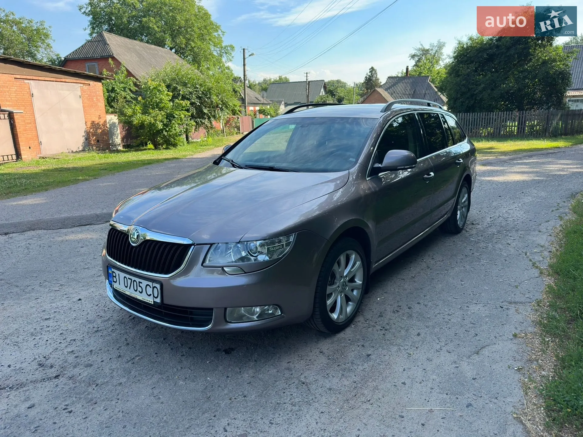 2011 Skoda Superb - мініатюра 3