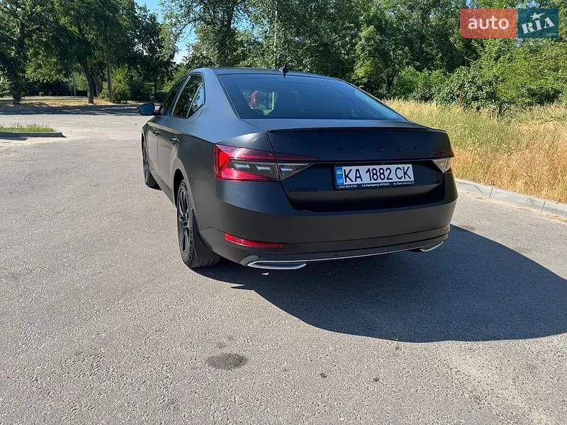 Skoda Superb 2021 VIN TMBCR8NP0MB300154 фото оголошення 5 з 69