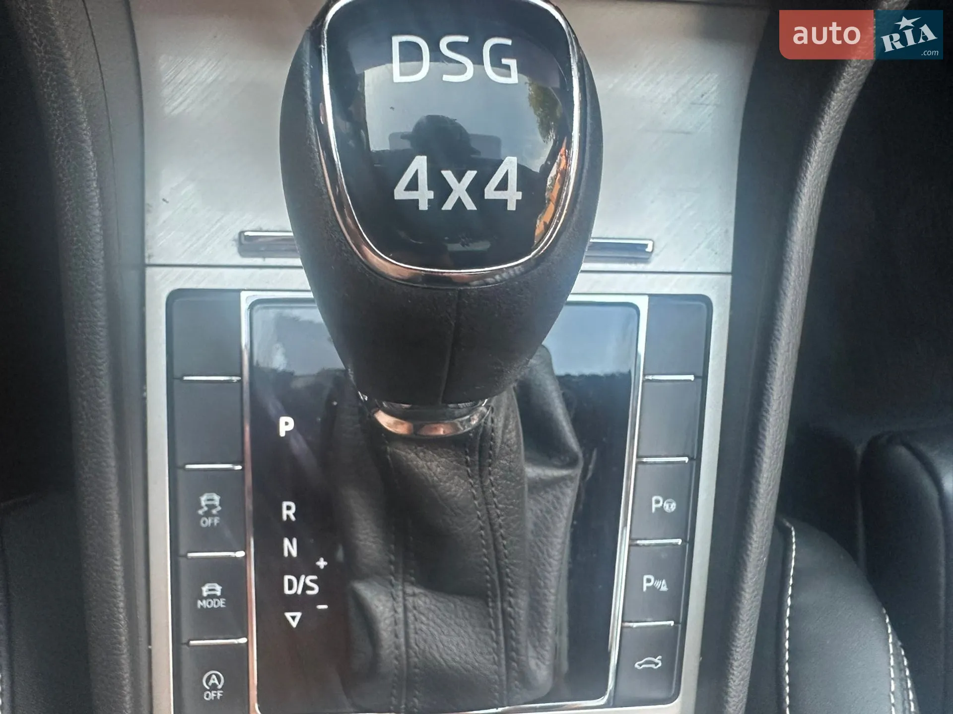 Skoda Superb 2020 VIN TMBCJ9NP6L7059571 фото оголошення 30 з 39