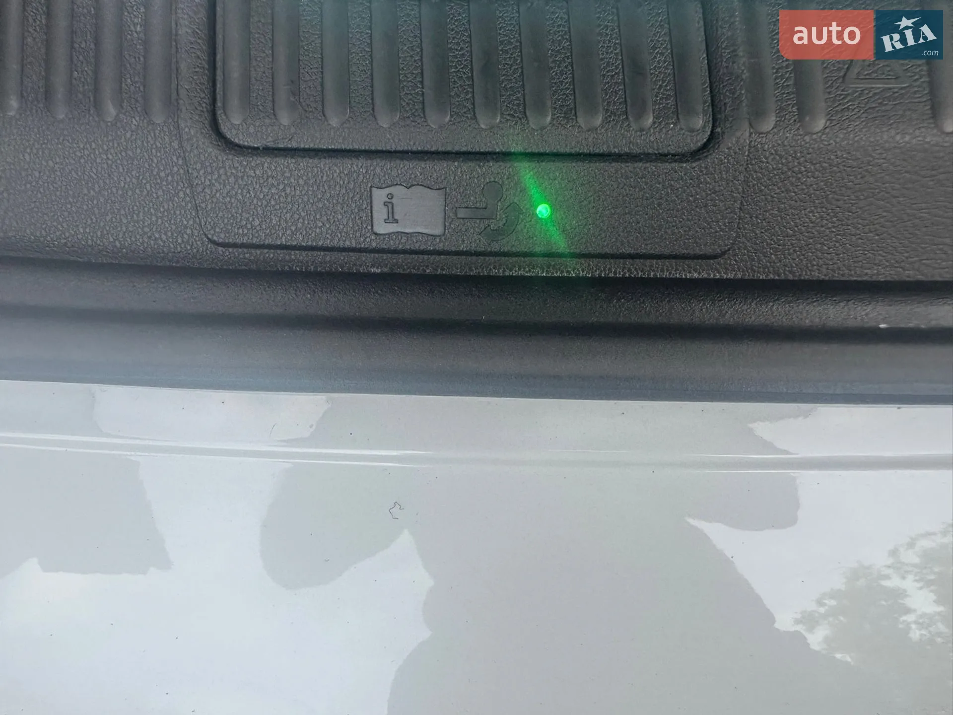 Skoda Superb 2020 VIN TMBCJ9NP6L7059571 фото оголошення 35 з 39