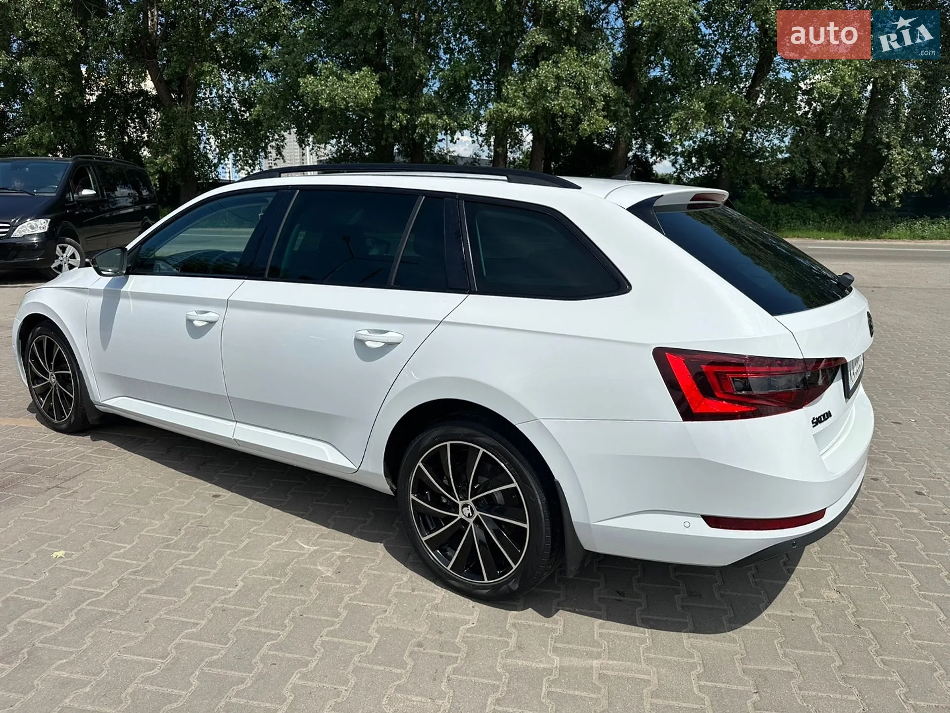 2015 Skoda Superb - мініатюра 17
