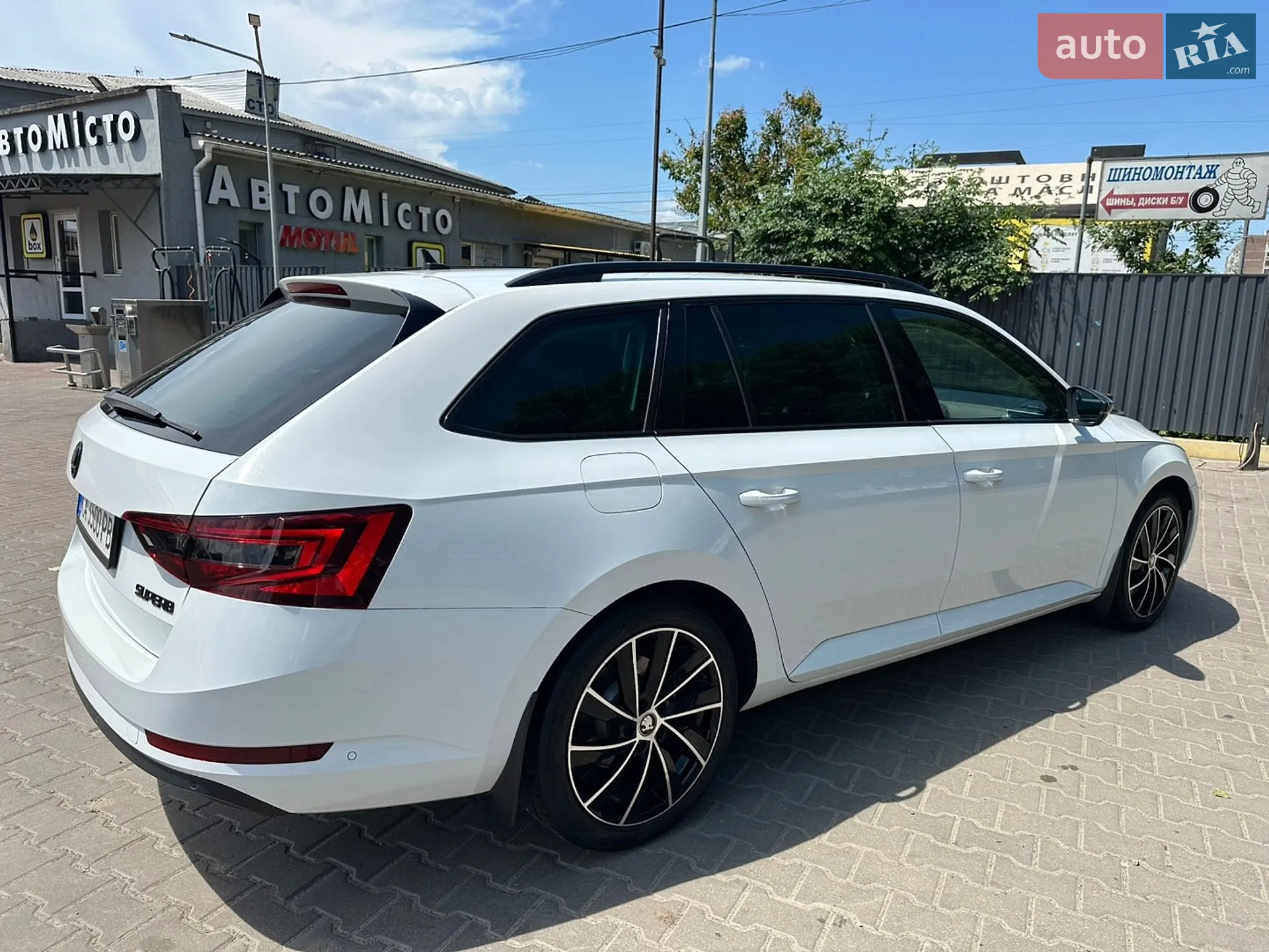 2015 Skoda Superb - мініатюра 20