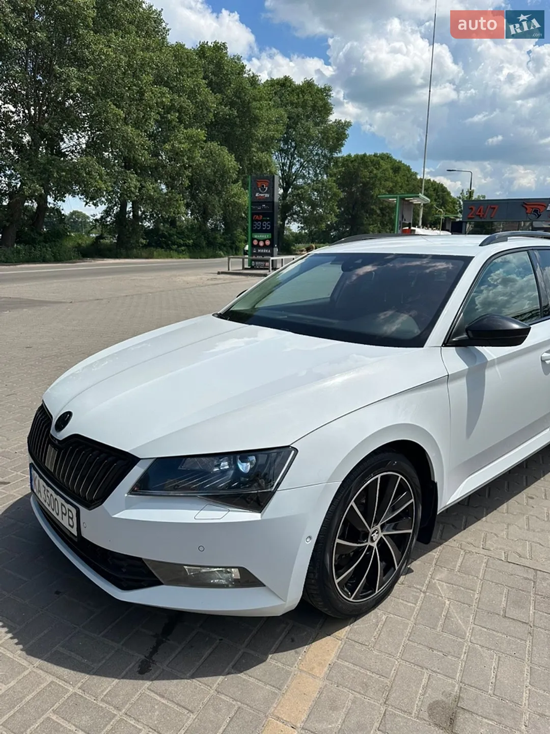 2015 Skoda Superb - мініатюра 24