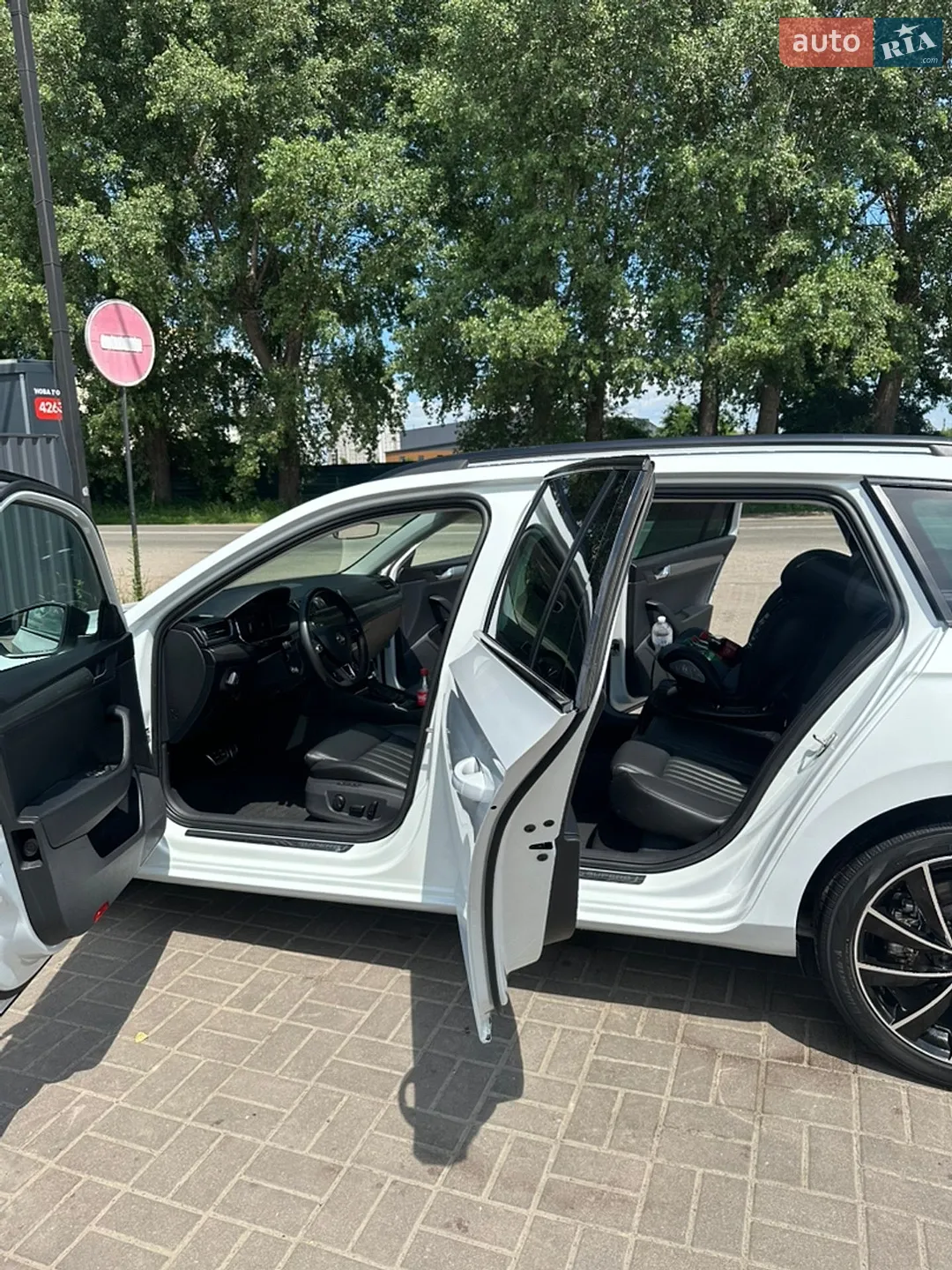 2015 Skoda Superb - мініатюра 32