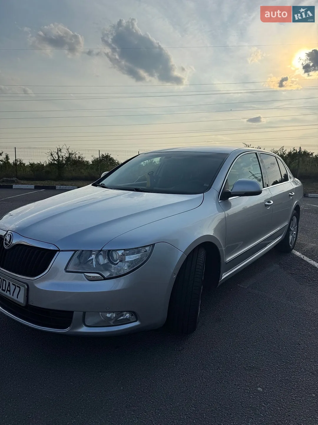 2011 Skoda Superb - мініатюра 2
