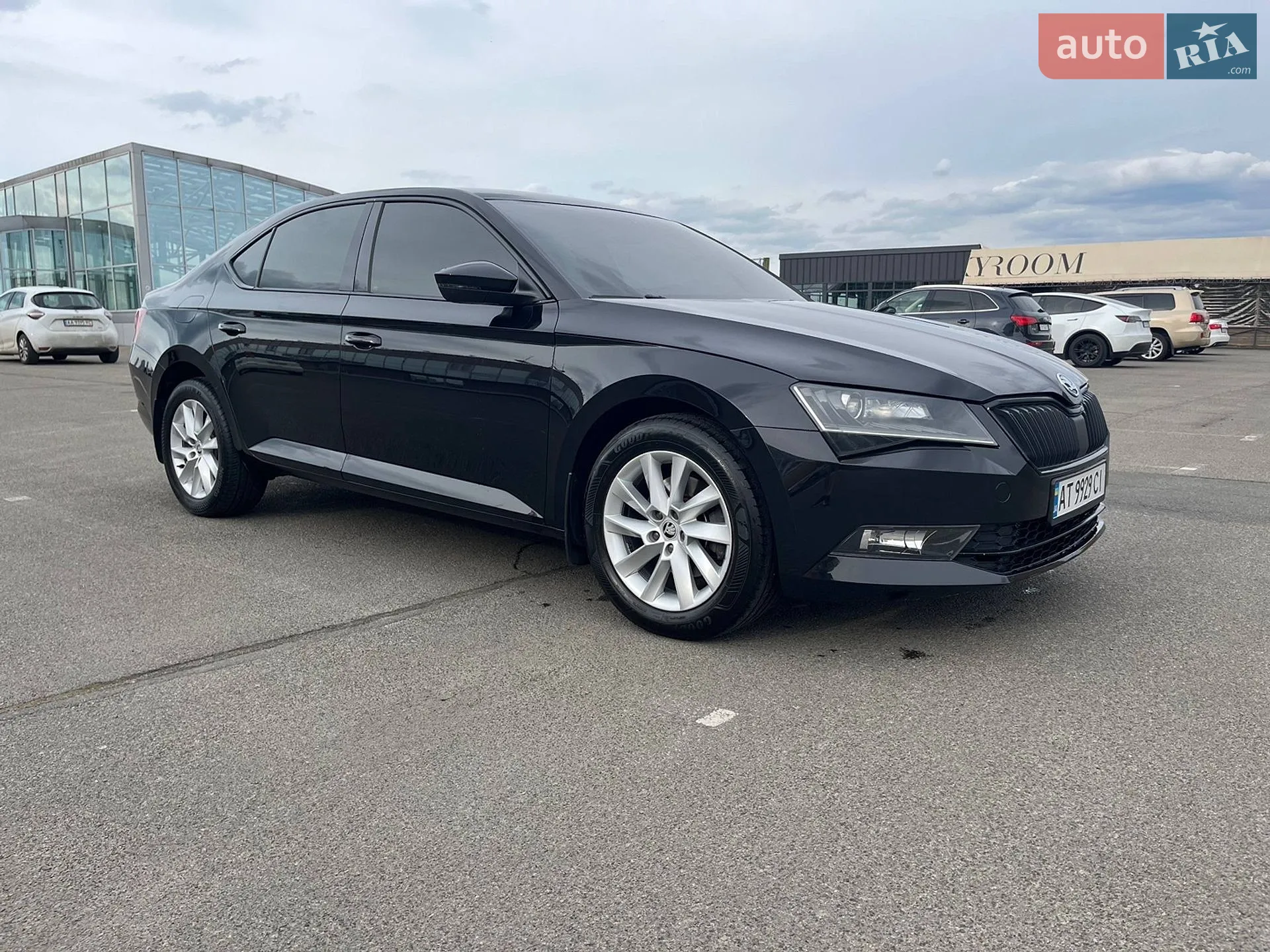 2016 Skoda Superb - фото 1