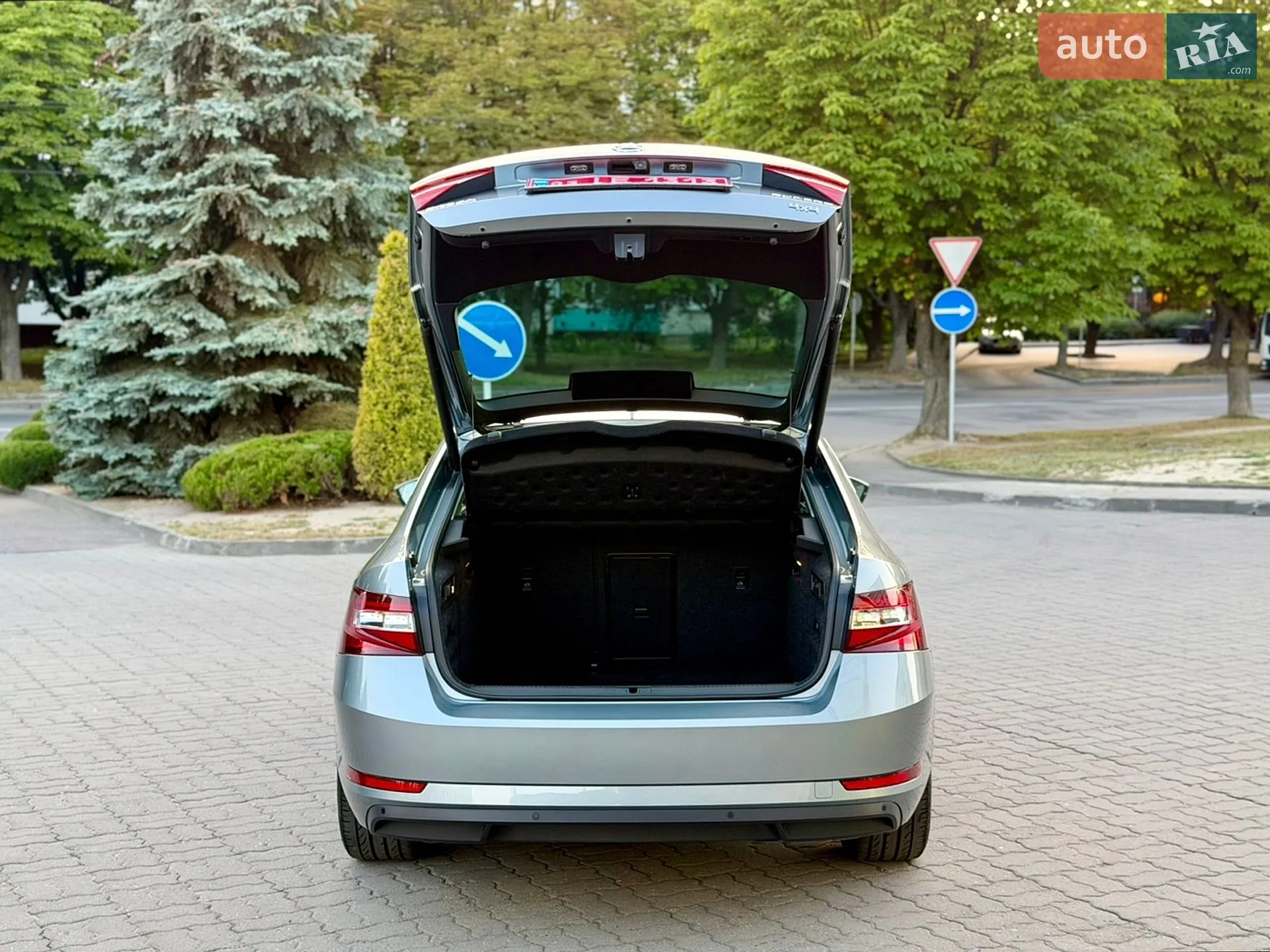 2019 Skoda Superb - мініатюра 87