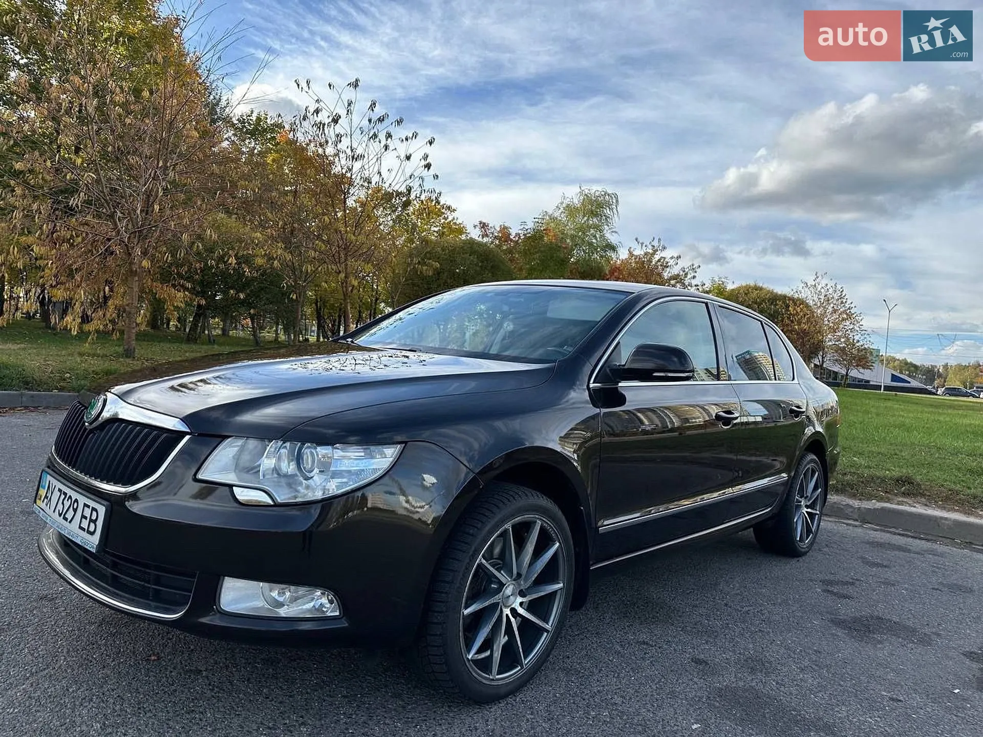 2013 Skoda Superb - мініатюра 2