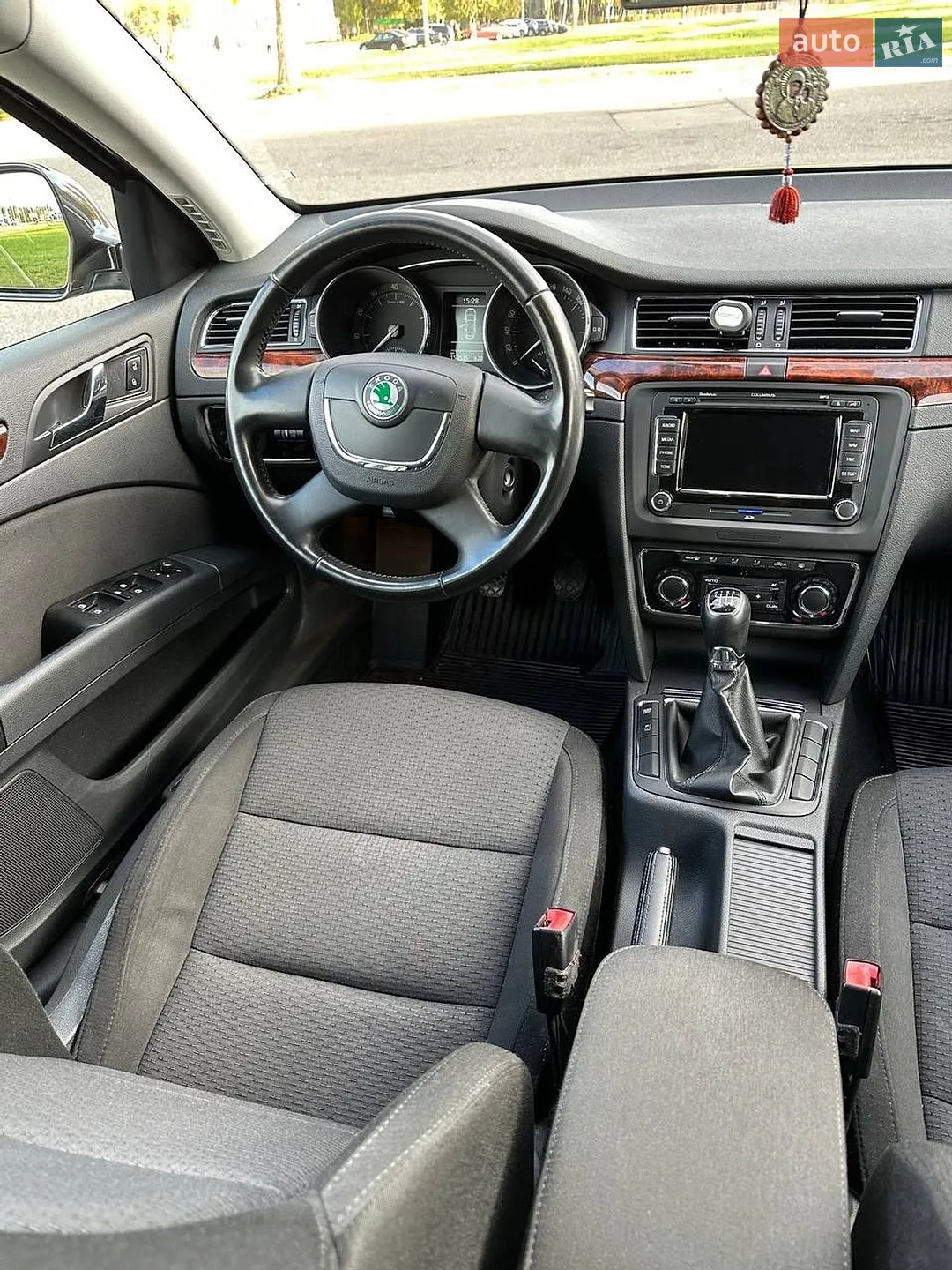 2013 Skoda Superb - мініатюра 8