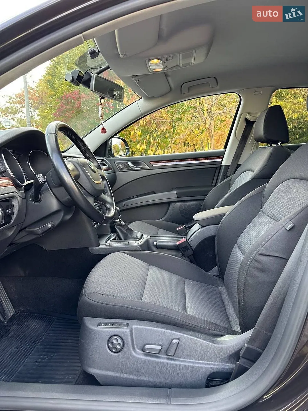 2013 Skoda Superb - мініатюра 9