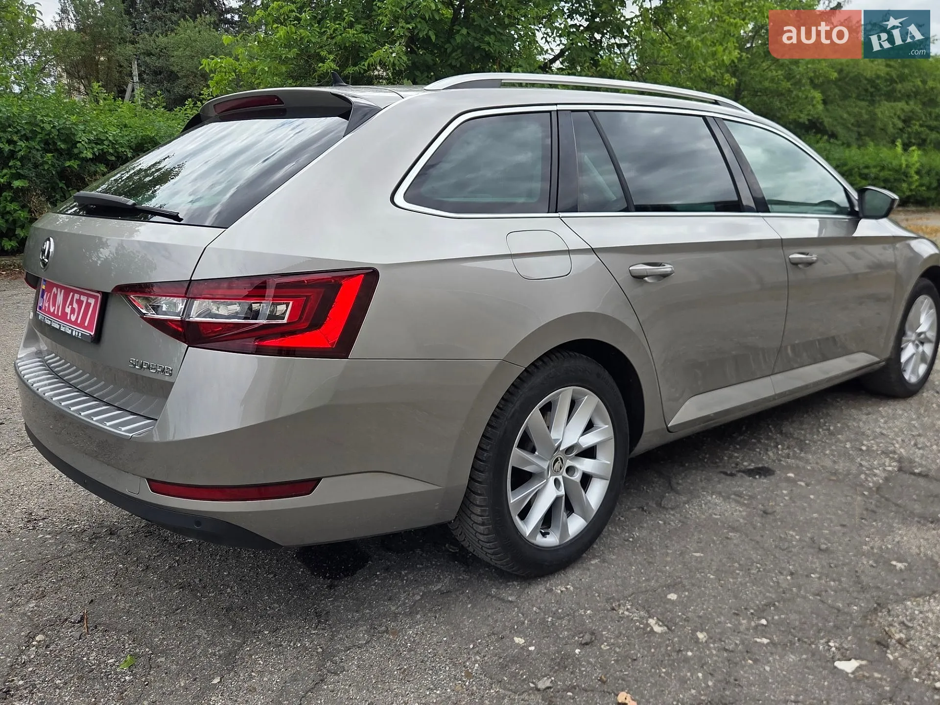 2016 Skoda Superb - мініатюра 8