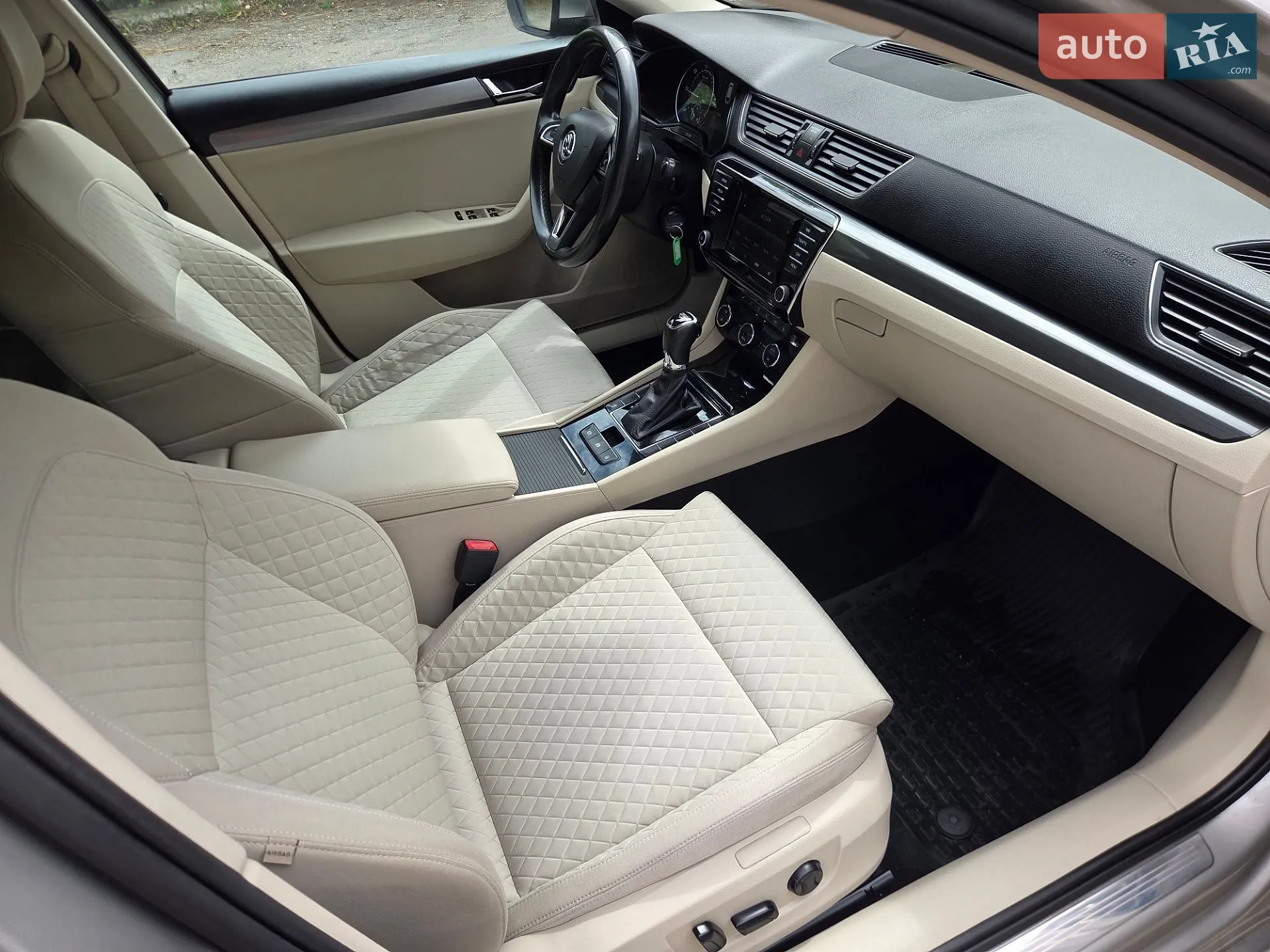 2016 Skoda Superb - мініатюра 22