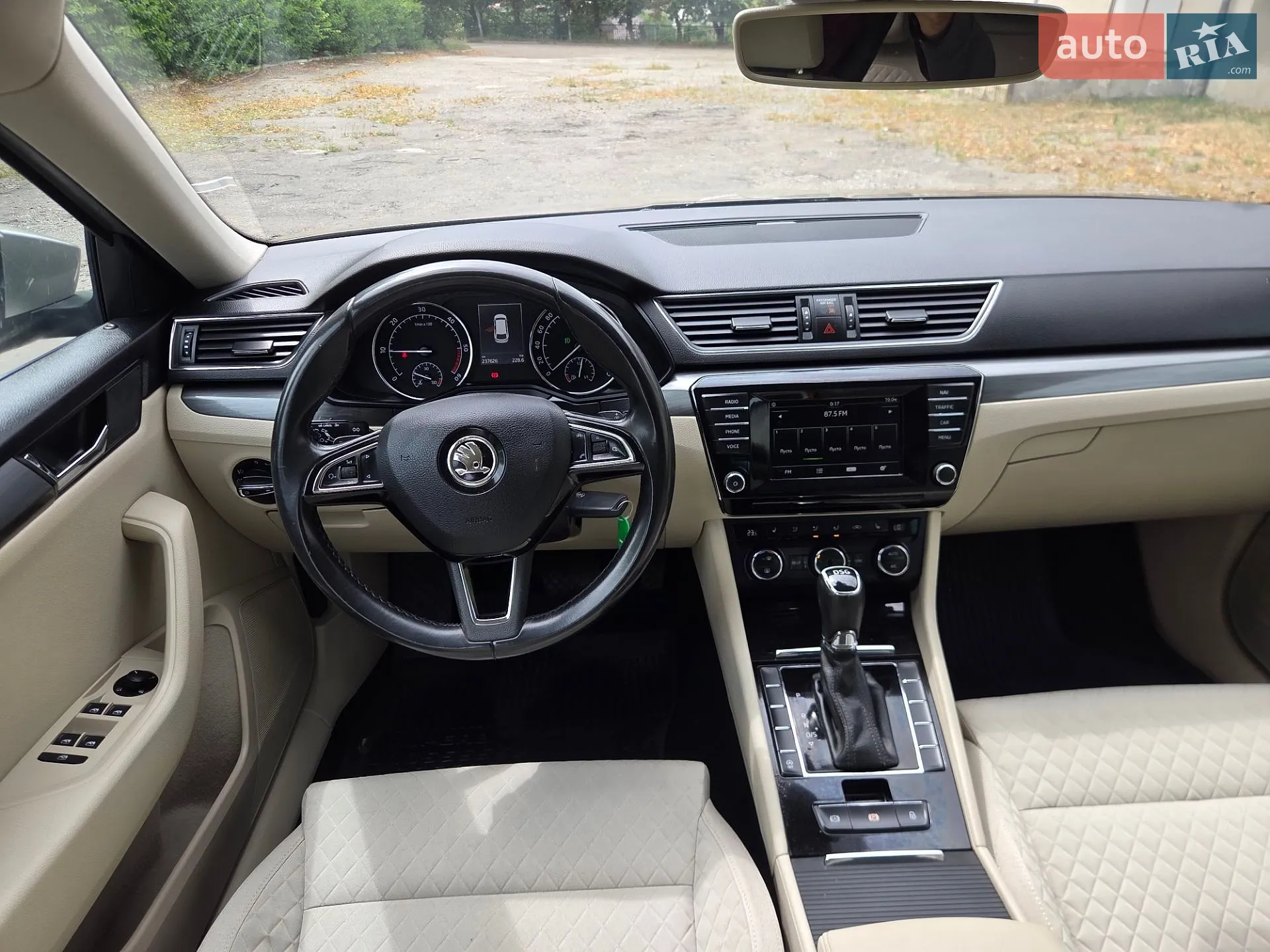 2016 Skoda Superb - мініатюра 32