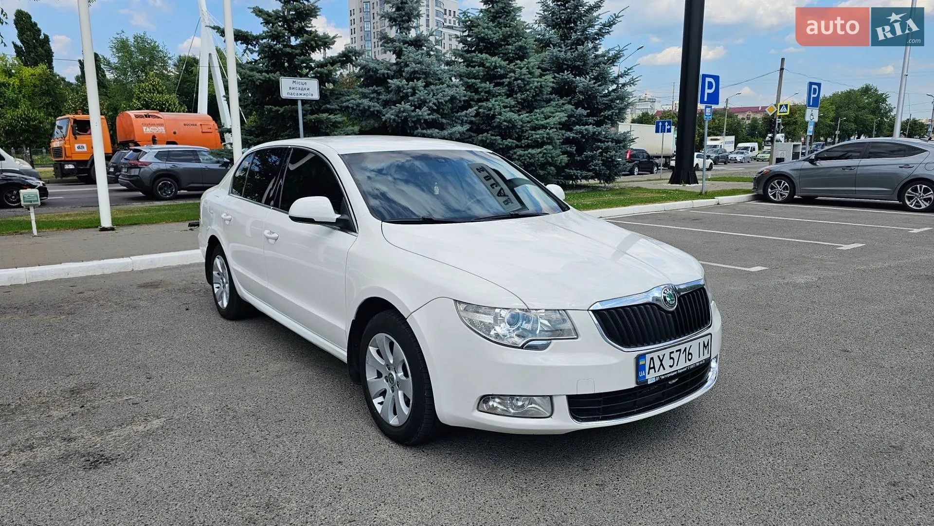 2013 Skoda Superb - мініатюра 16