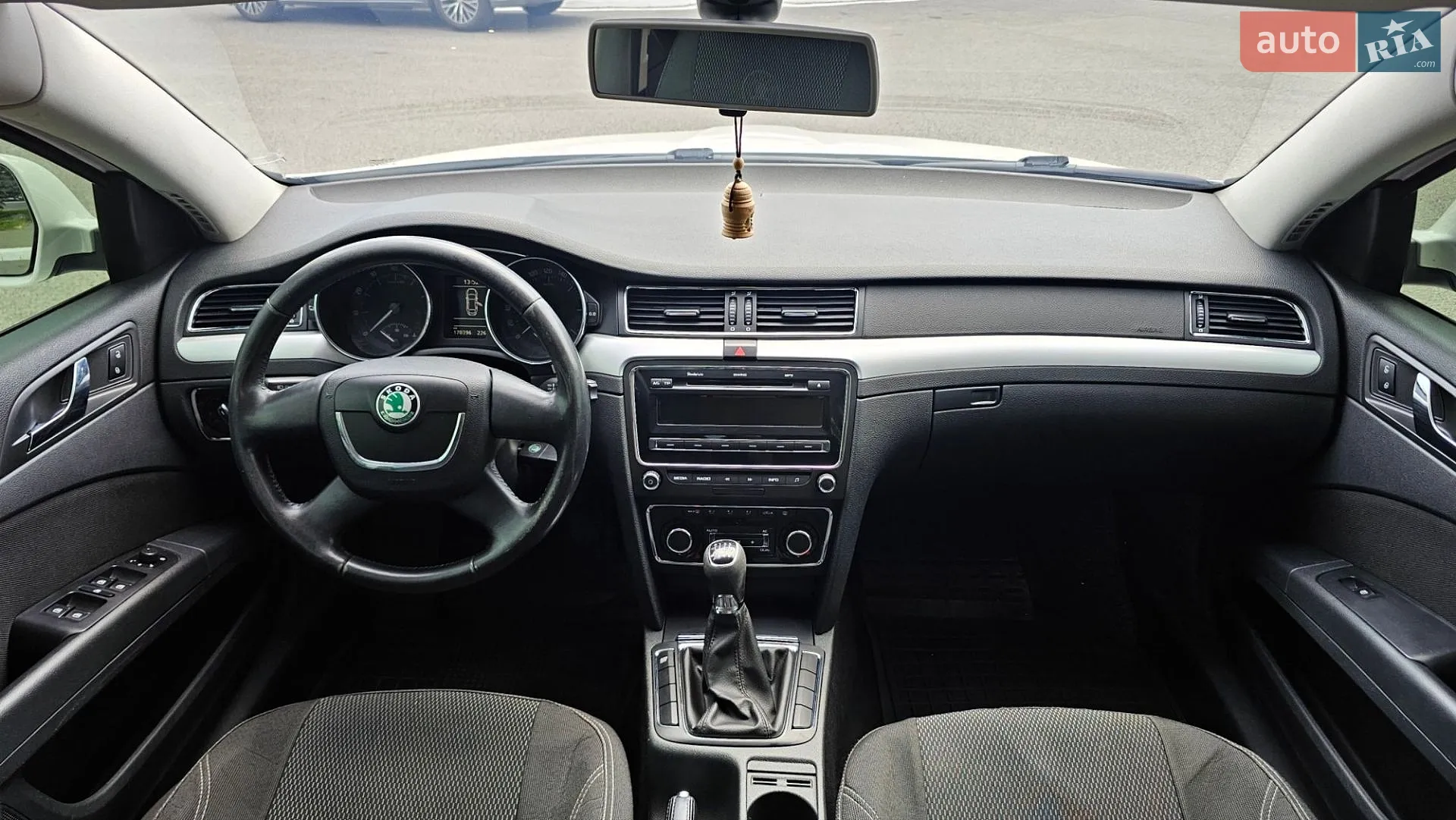 2013 Skoda Superb - мініатюра 19