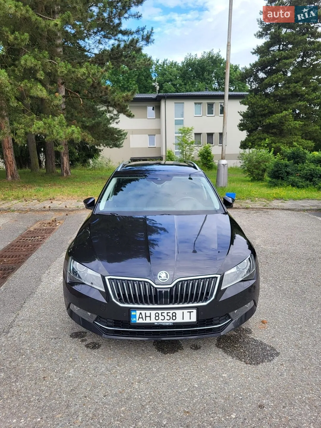 2018 Skoda Superb - мініатюра 2