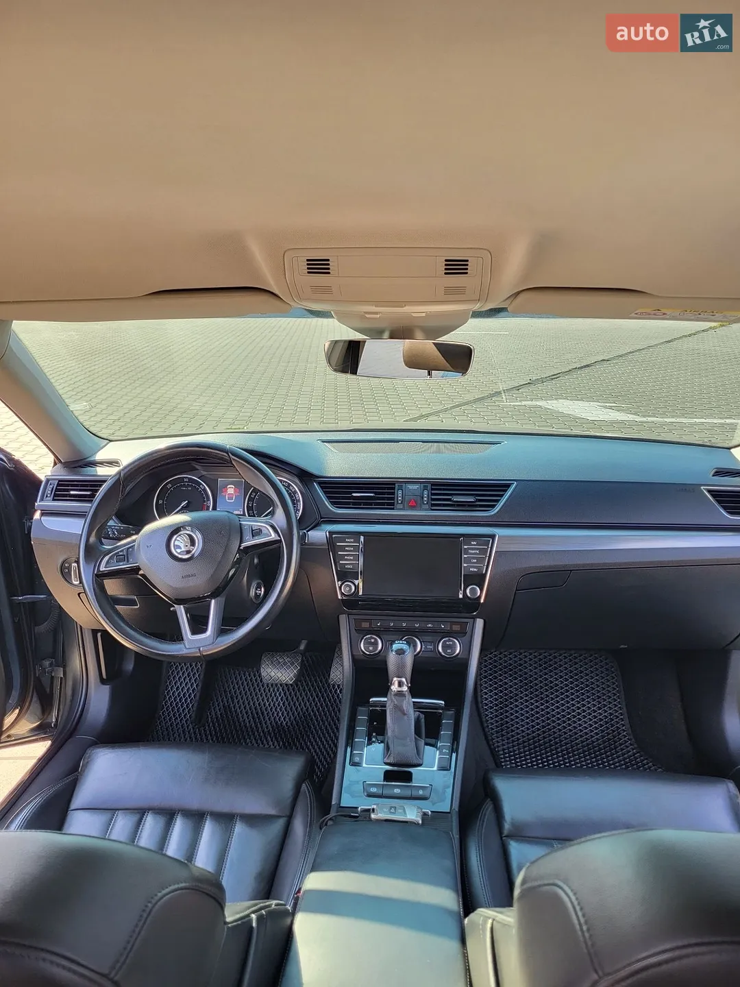 2016 Skoda Superb - мініатюра 11