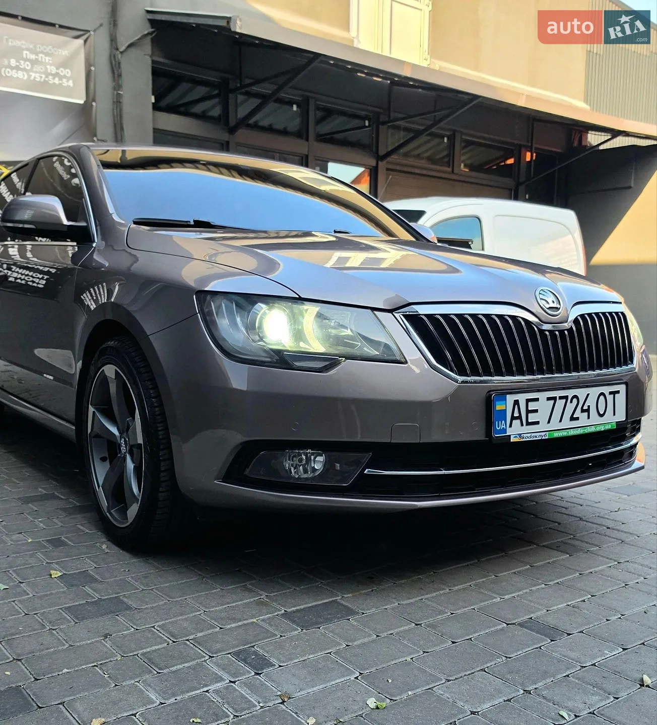 2013 Skoda Superb - мініатюра 4