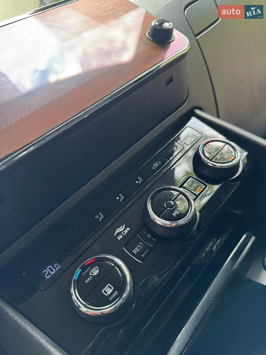 2019 Skoda Superb - мініатюра 40