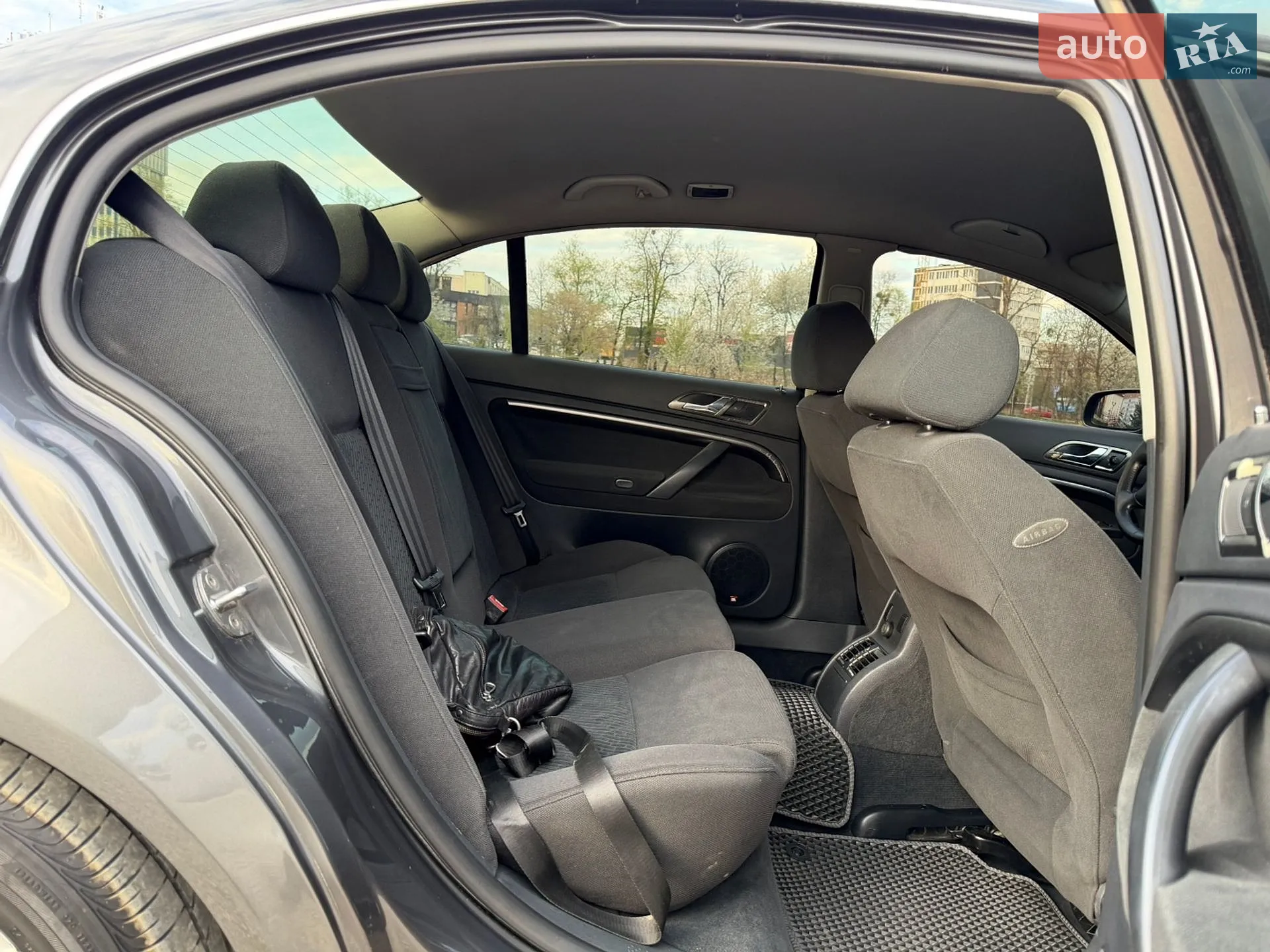 Skoda Superb 2005 VIN TMBCL63U149069397 фото оголошення 29 з 36