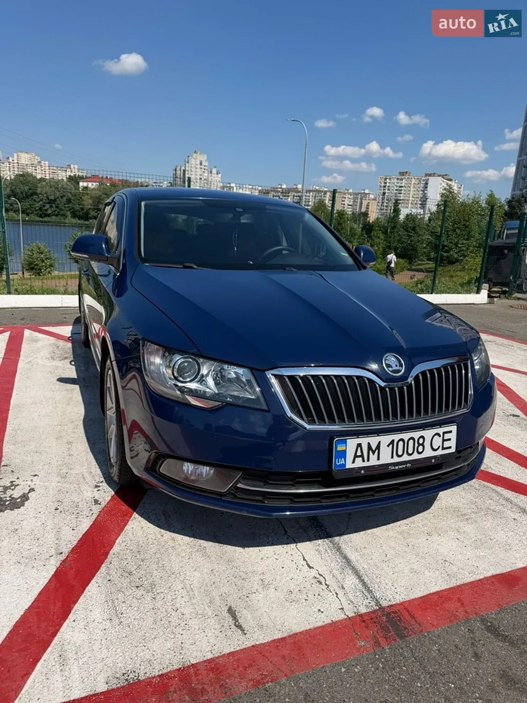 2014 Skoda Superb - фото 1