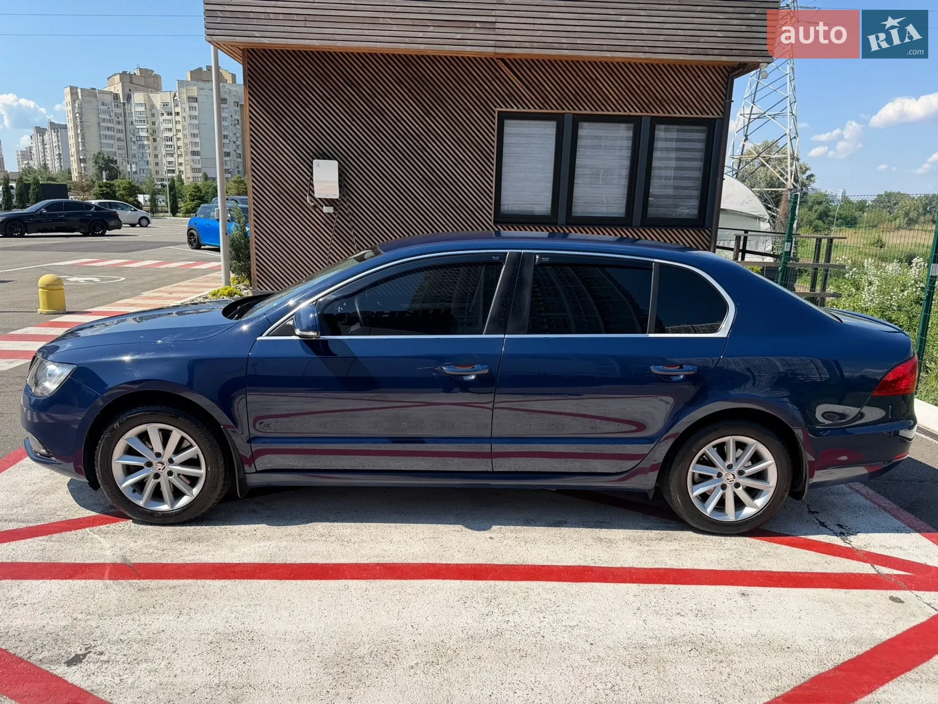 2014 Skoda Superb - мініатюра 10
