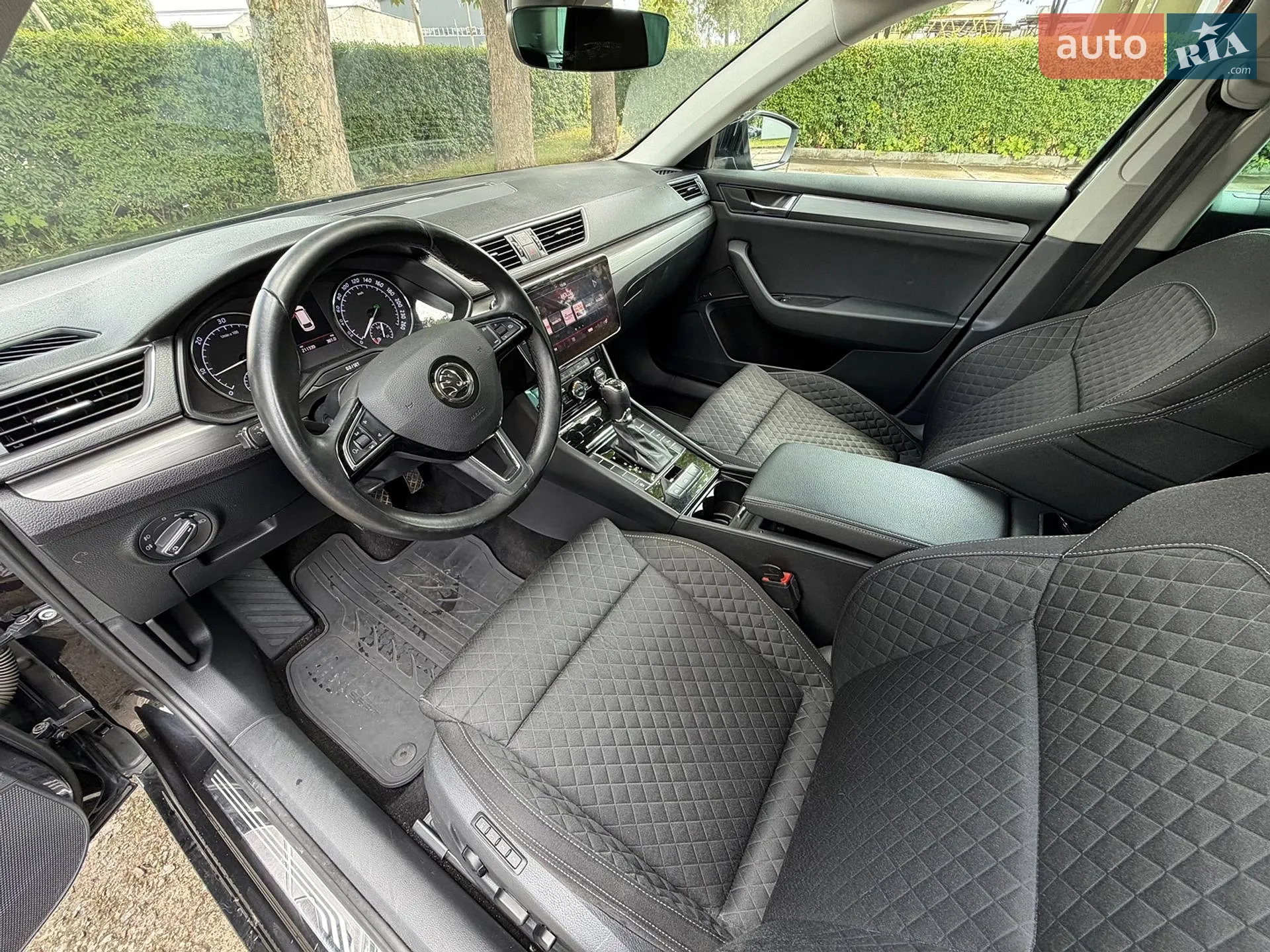 2019 Skoda Superb - мініатюра 27