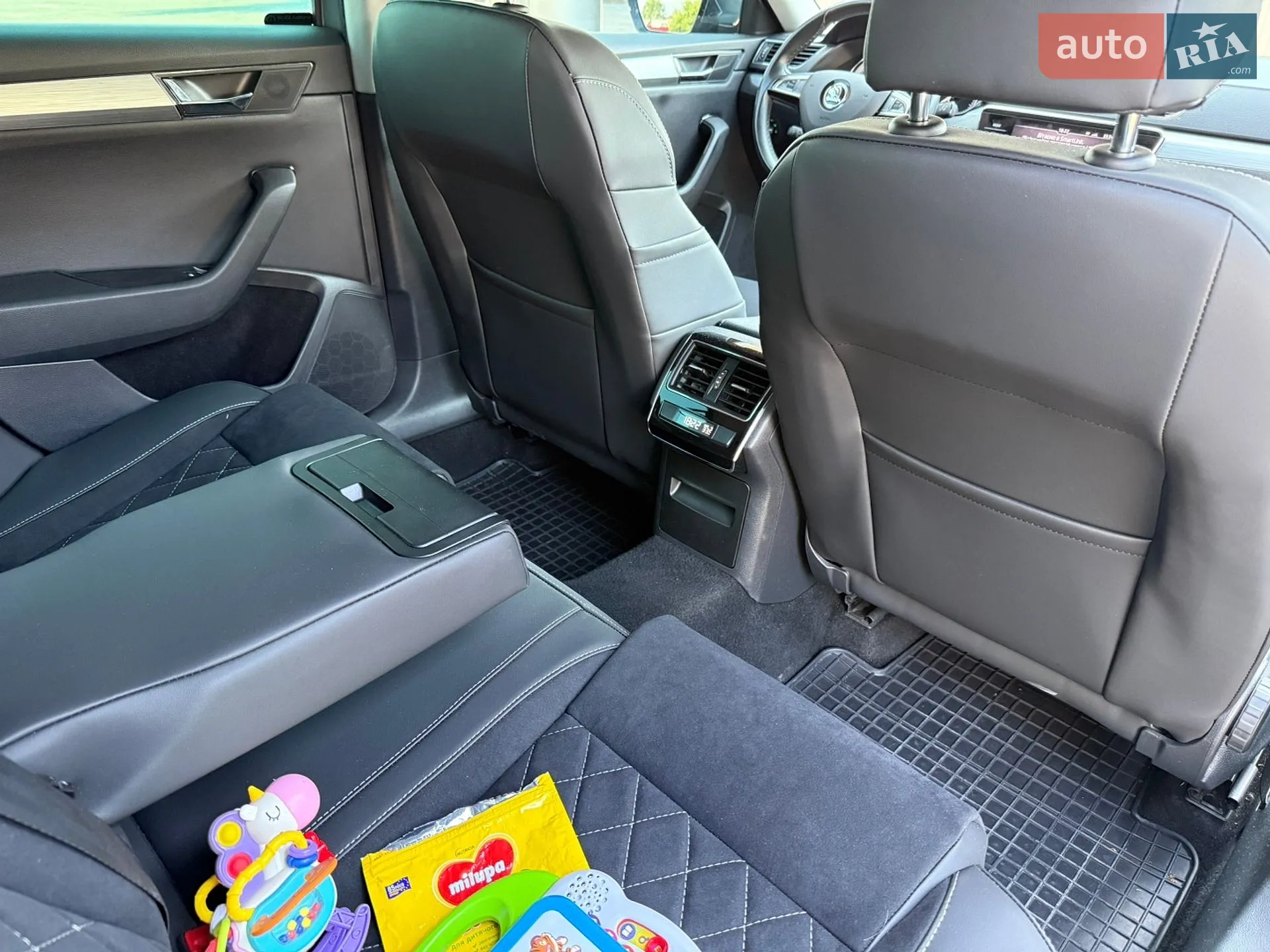 2019 Skoda Superb - мініатюра 15