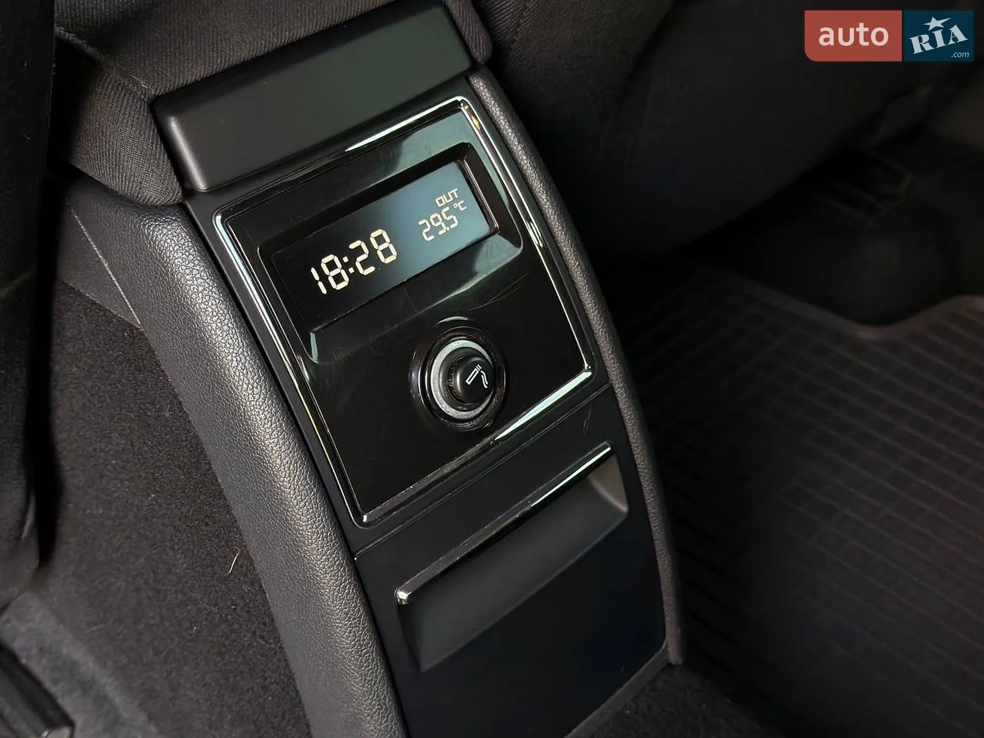 2013 Skoda Superb - мініатюра 24