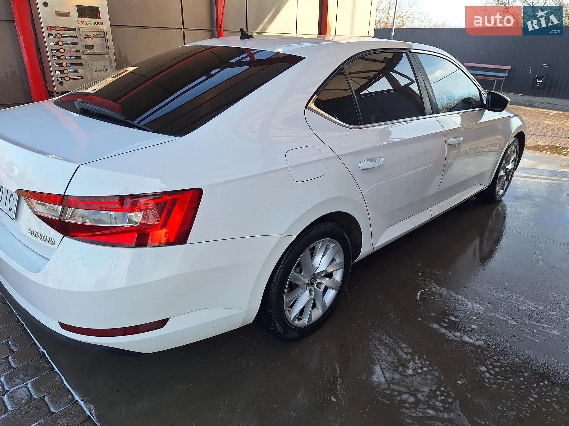 2016 Skoda Superb - мініатюра 3