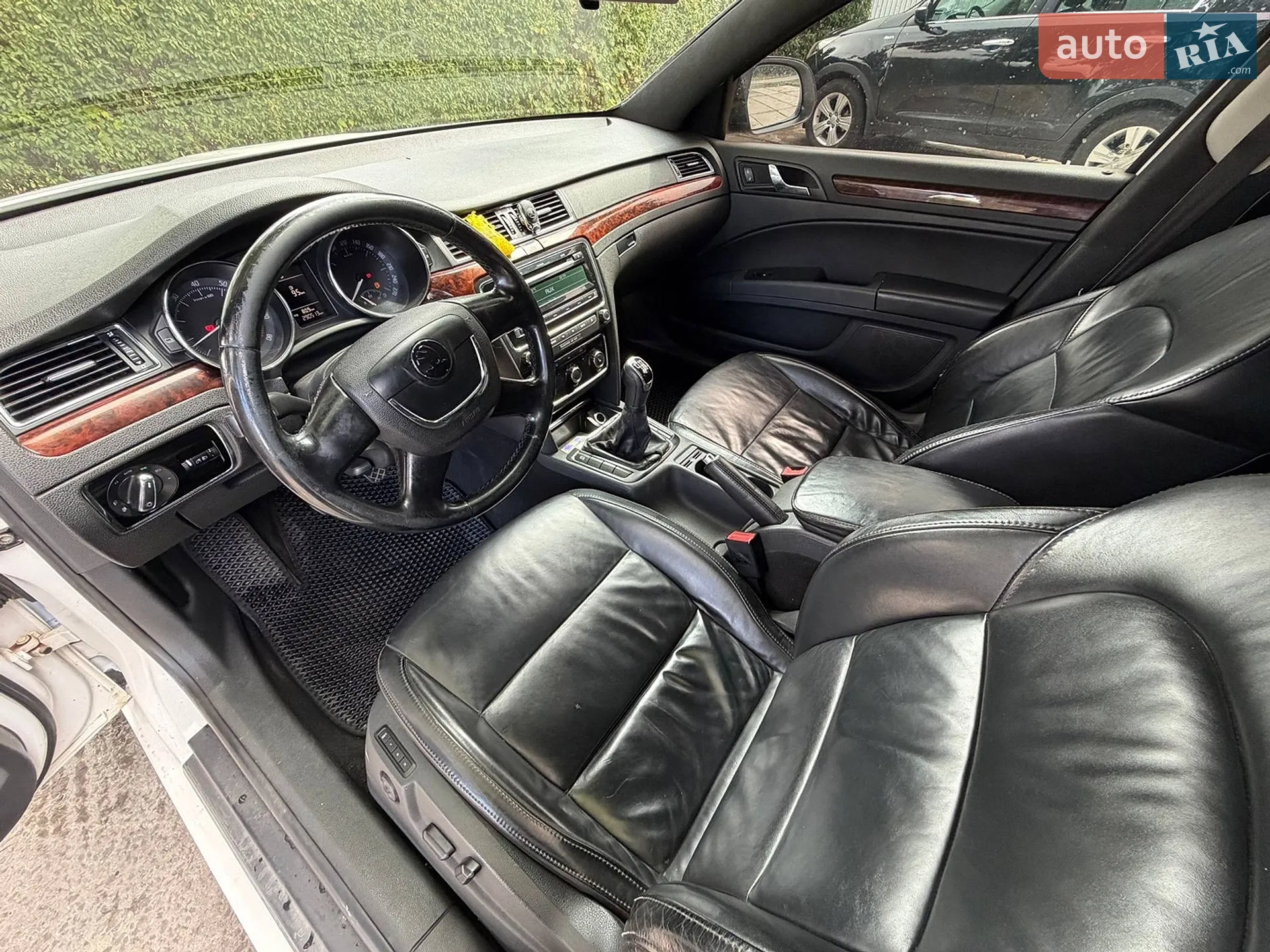 2011 Skoda Superb - мініатюра 21