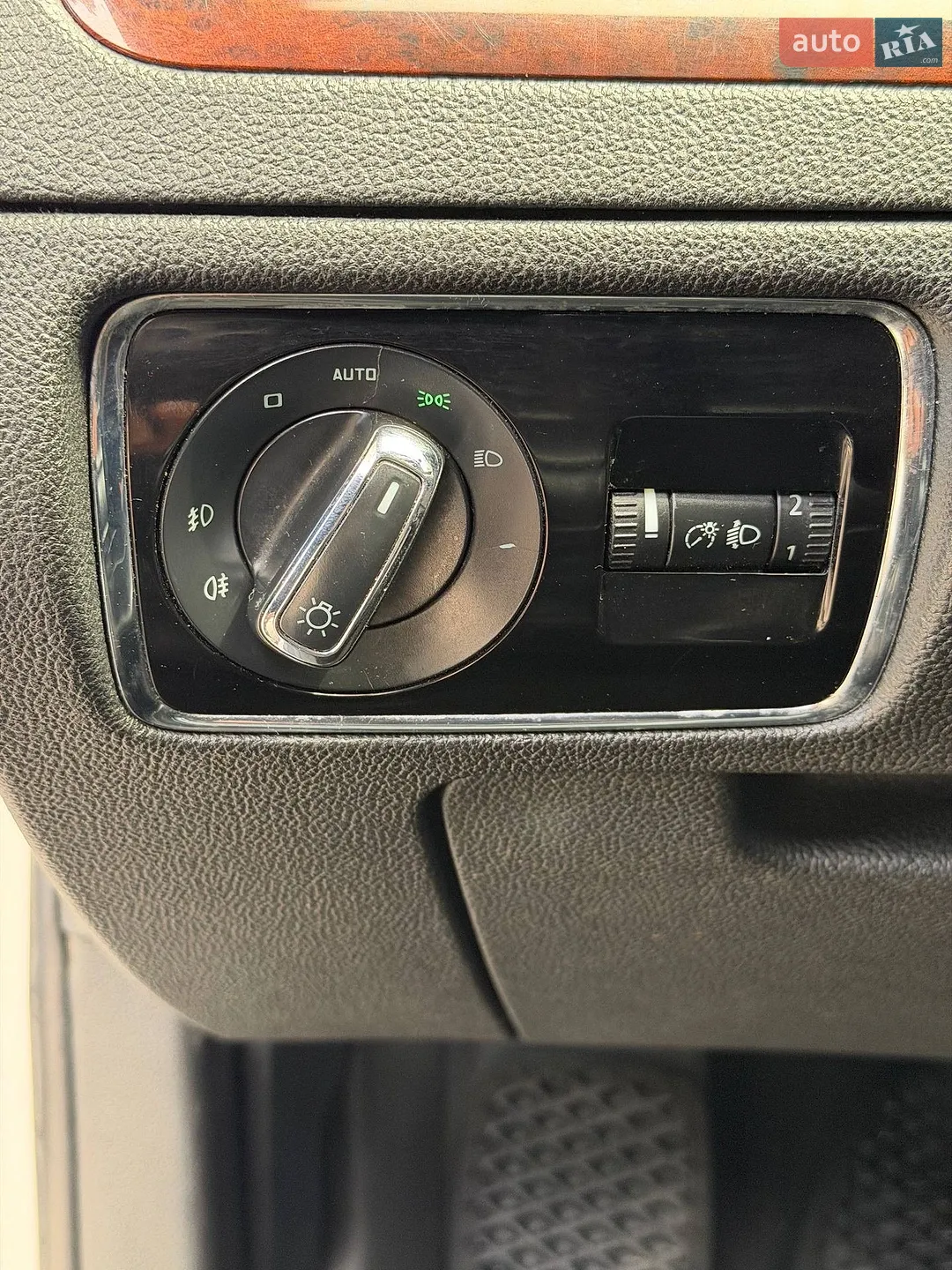 2011 Skoda Superb - мініатюра 26