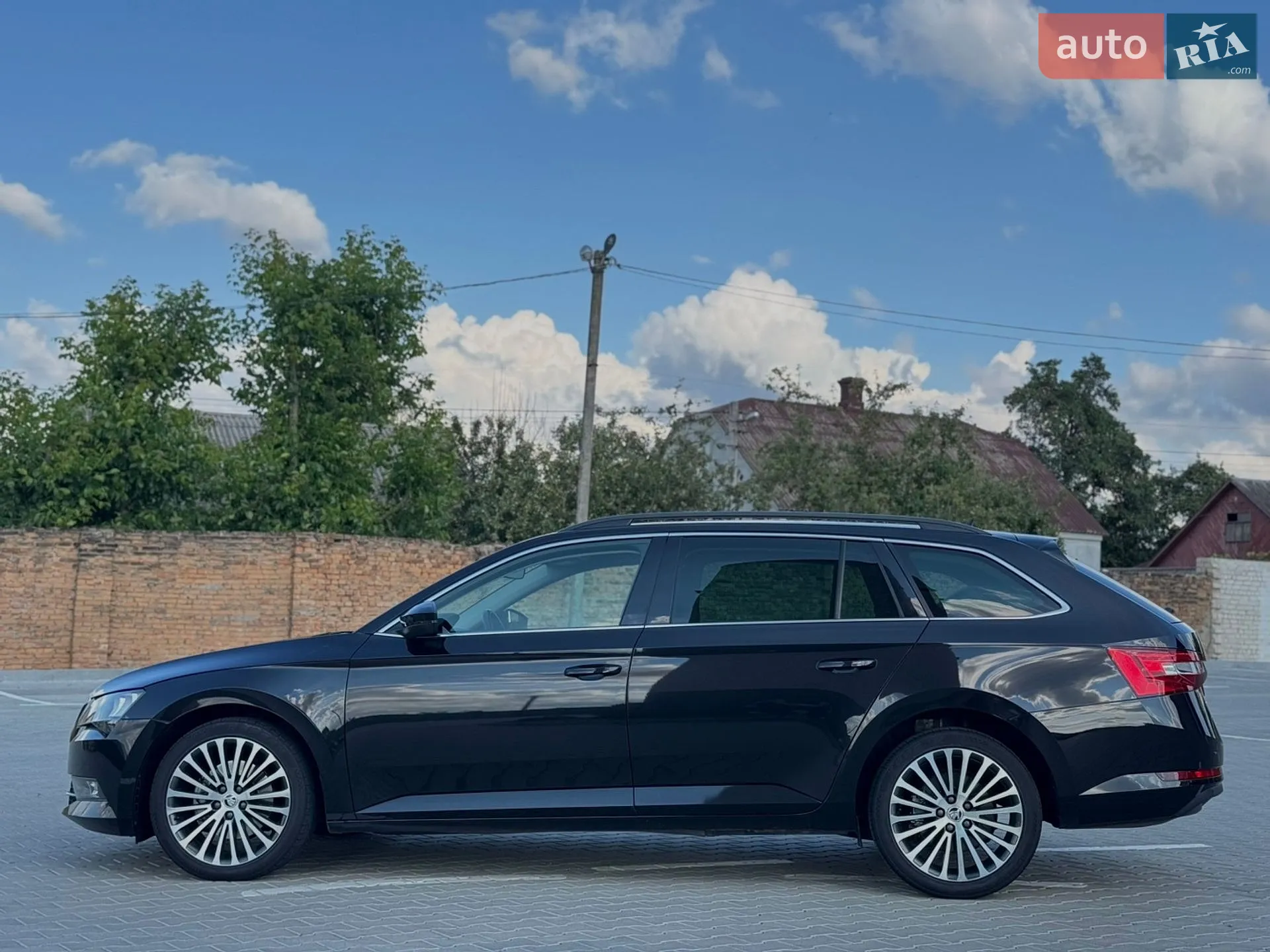 2016 Skoda Superb - мініатюра 19